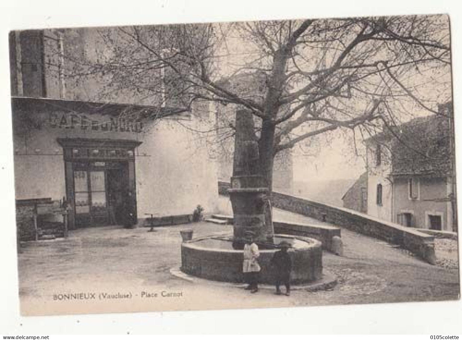 Carte France 84 - Bonnieux - Place Carnot - PRIX FIXE - ( Cd069) - Bonnieux