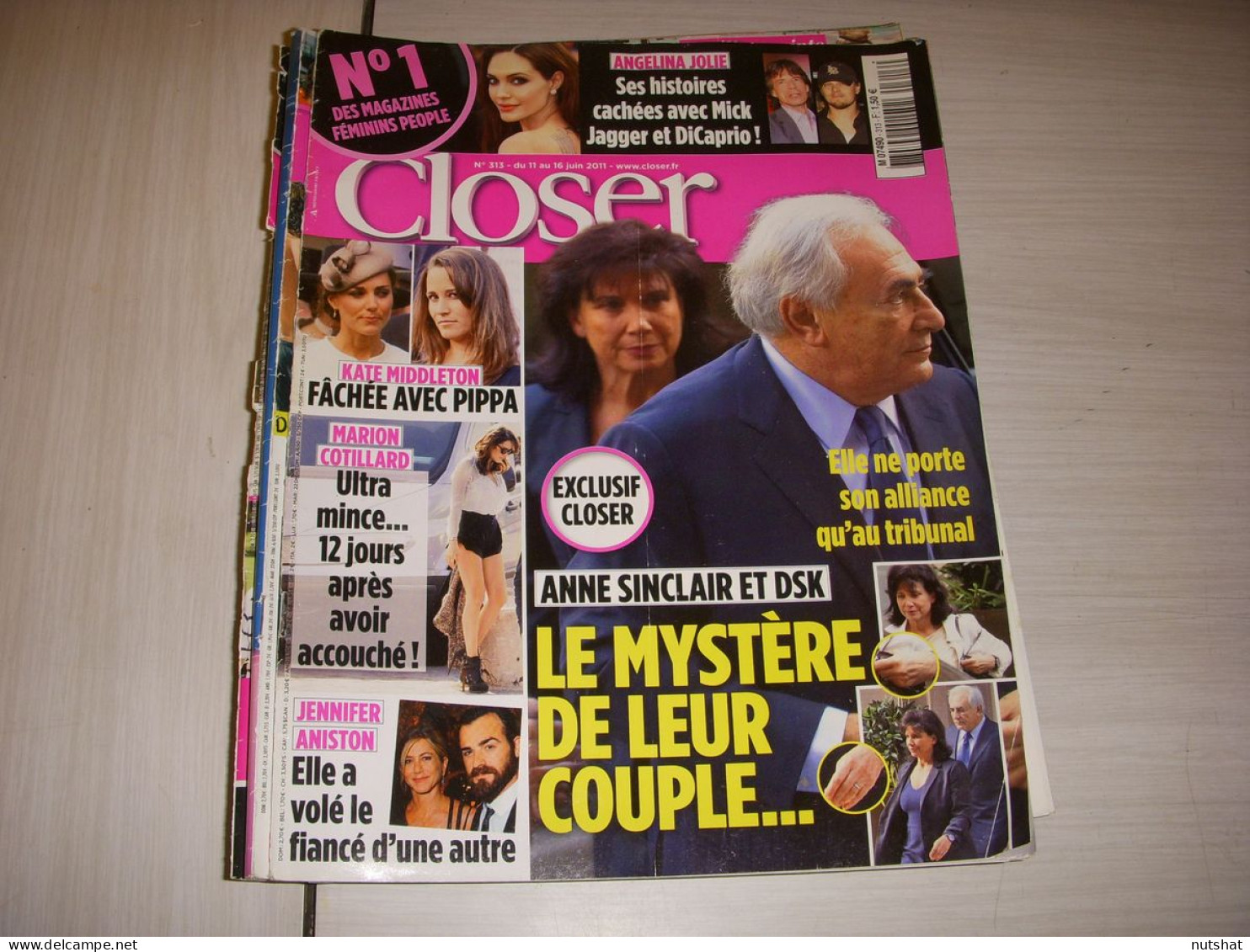 CLOSER 313 11.06.2011 Marion COTILLARD Jennifer ANISTON Anne SINCLAIR Laura SMET - People