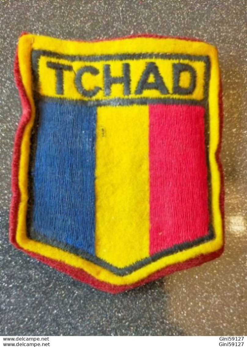 Ecusson Conseillers Militaires Français Au Tchad - Uniforms