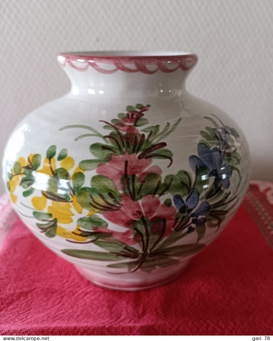 VASE Forme Boule, Motif Fleuri, Made In Germany - Hauteur 12 Cm - Autres & Non Classés