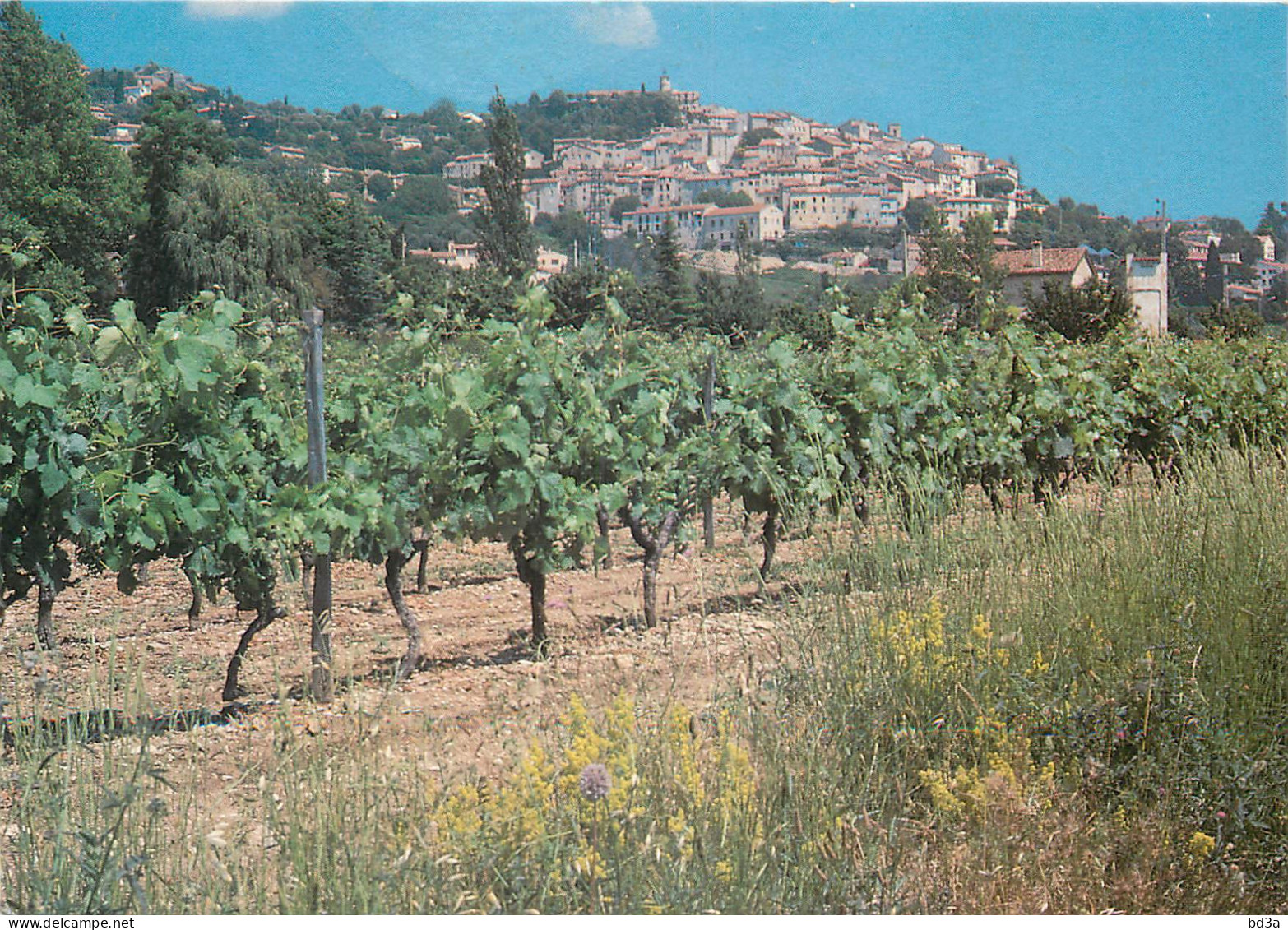 83 - FAYENCE - Fayence