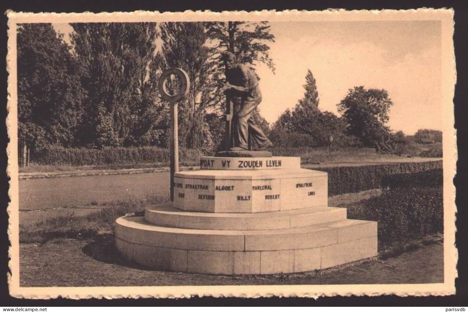 DENDERMONDE - TERMONDE - WEERSTANDERSMONUMENT 1940-1945 (0244) - Dendermonde