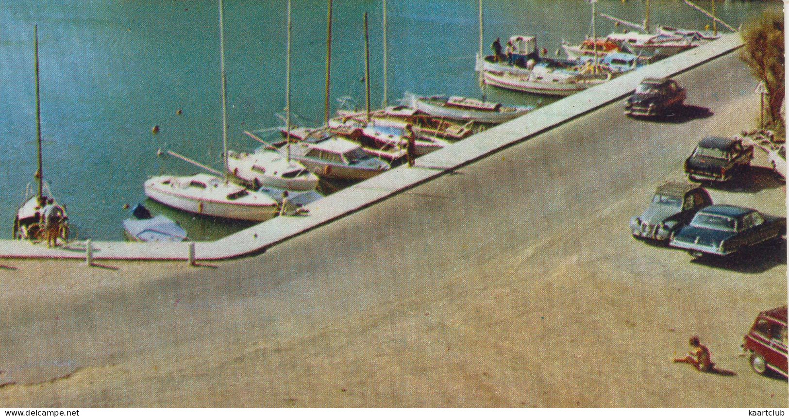 Le Nouveau Port De Saint-Pierre-sur-Mer: PLYMOUTH VALIANT, CITROËN 2CV, PEUGEOT 404, 403, RENAULT 4 - YACHTS - (France) - Turismo