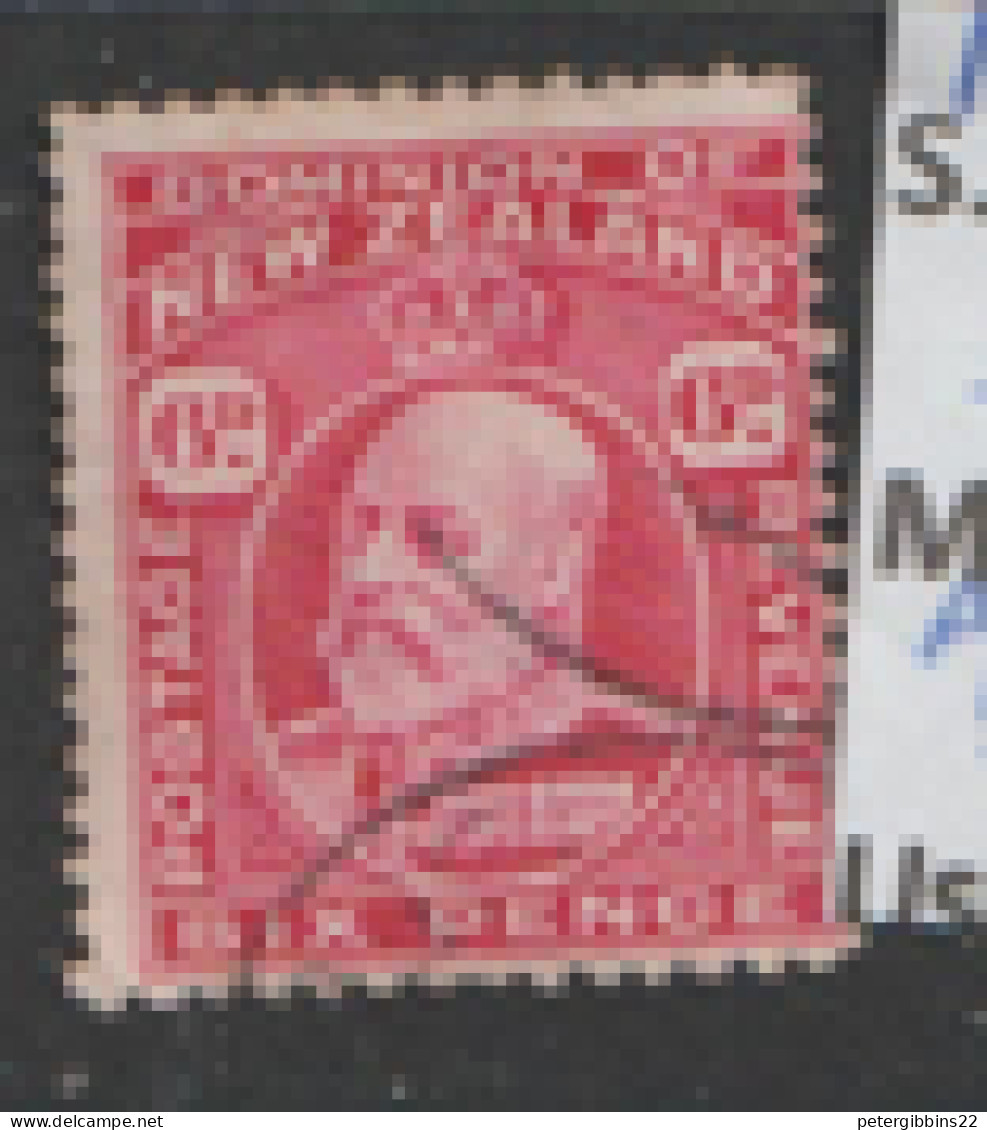 New Zealand  1909  SG  398  6d  Perf 14    Fine Used - Used Stamps