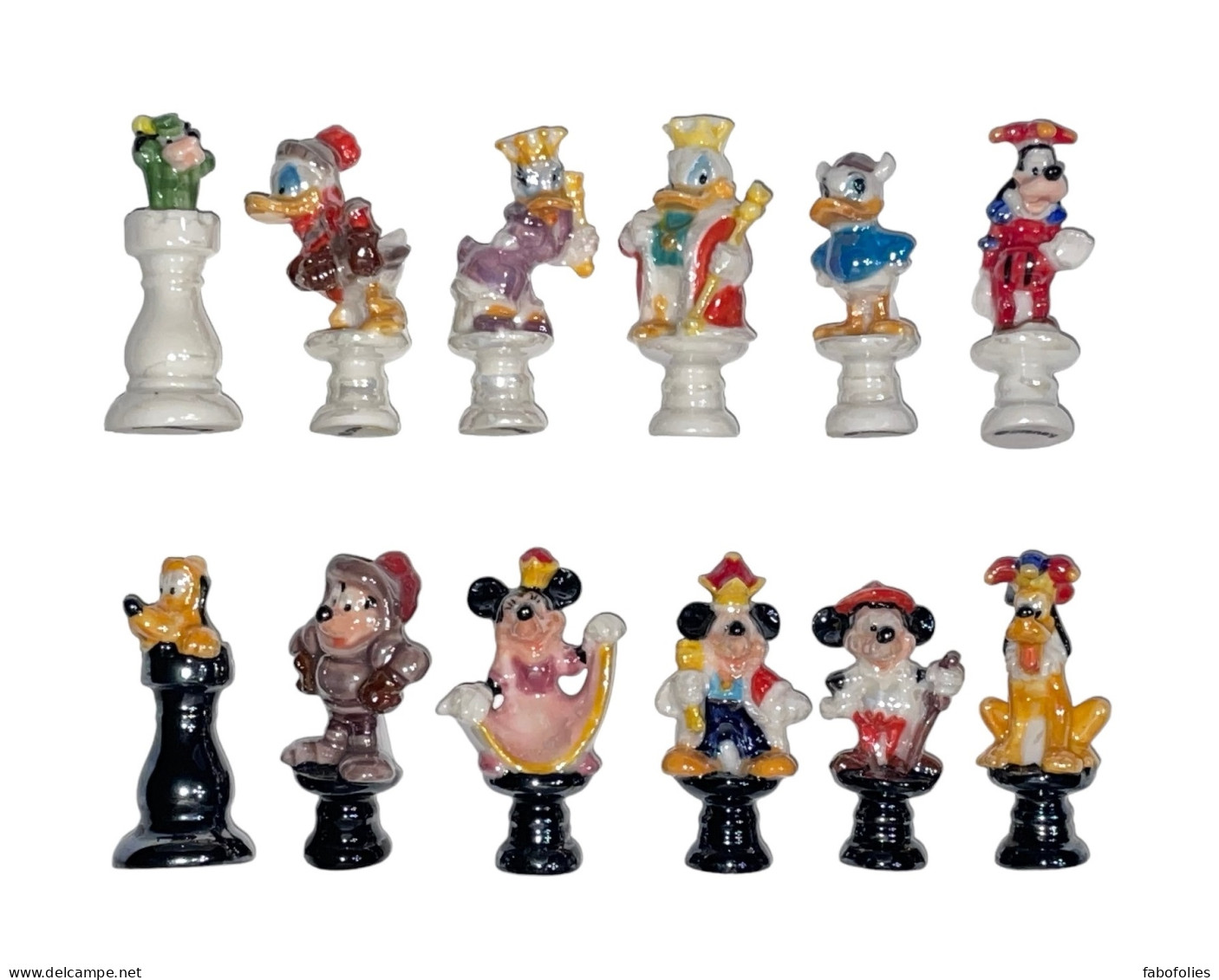 Série Complète De 12 Fèves Le Jeu D'échecs Disney - Disney