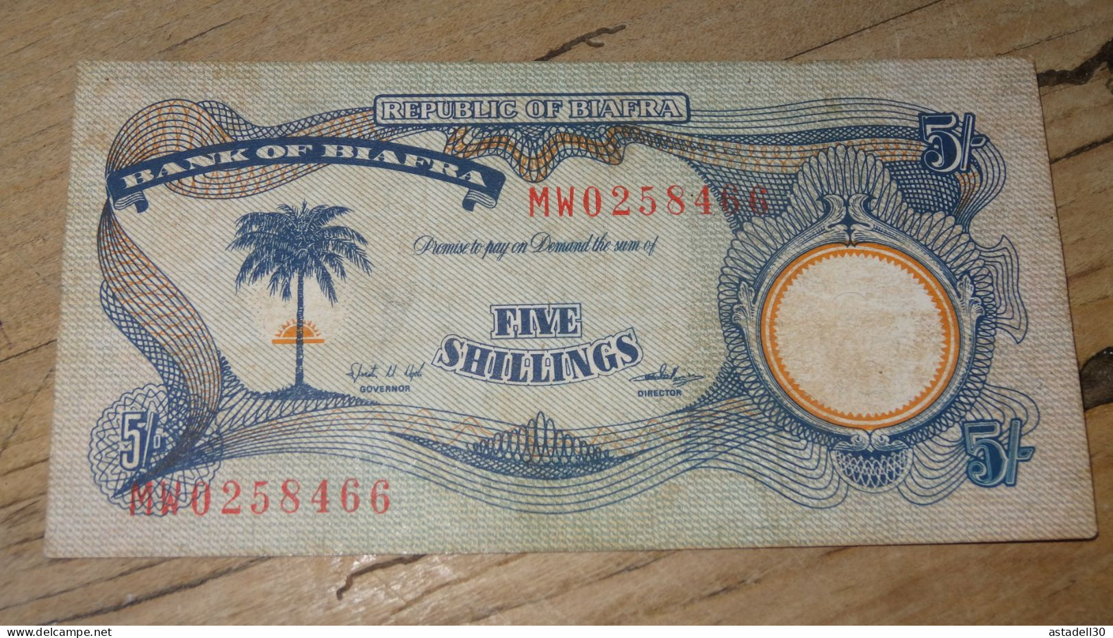BIAFRA : 5 Shillings 1968 ......... PHI ...... E2-68a - Other - Africa