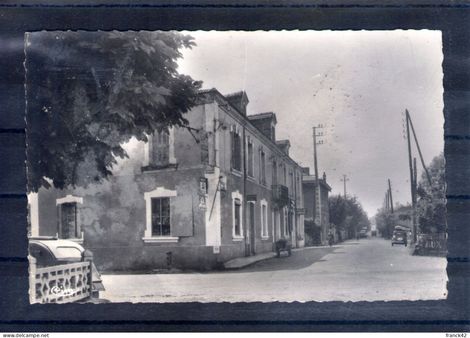 42. Andrézieux. Boulevard Jean Jaures. Cpsm Petit Format - Andrézieux-Bouthéon