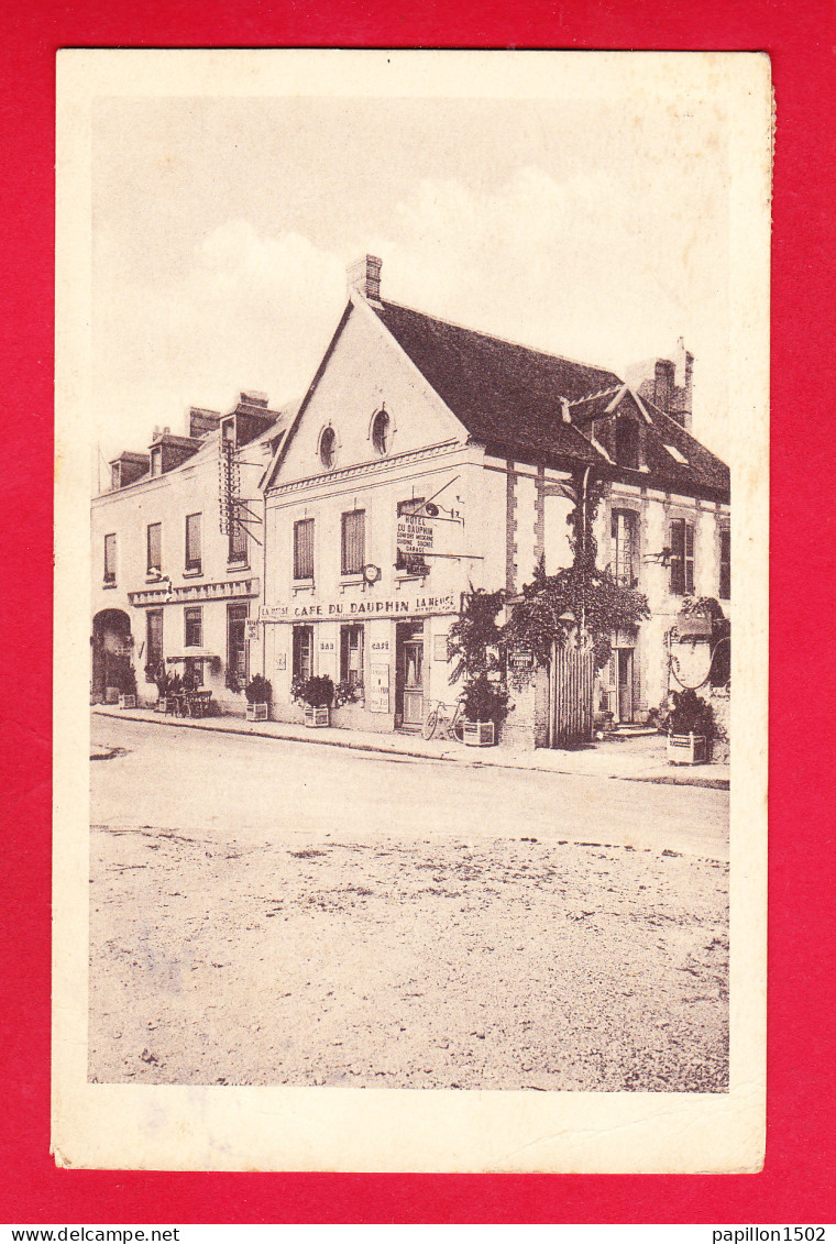 F-61-Moulins La Marche-01P230  Hôtel Du Dauphin, Coa - Moulins La Marche