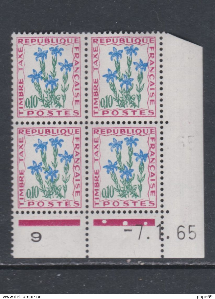 France Timbres-Taxe N° 96 XX Fleurs : 10 C. Gentiane, En Bloc De 4 Coin Daté Du 7. 1 . 65 ; 3 Points Blancs, Ss Ch., TB - Strafport