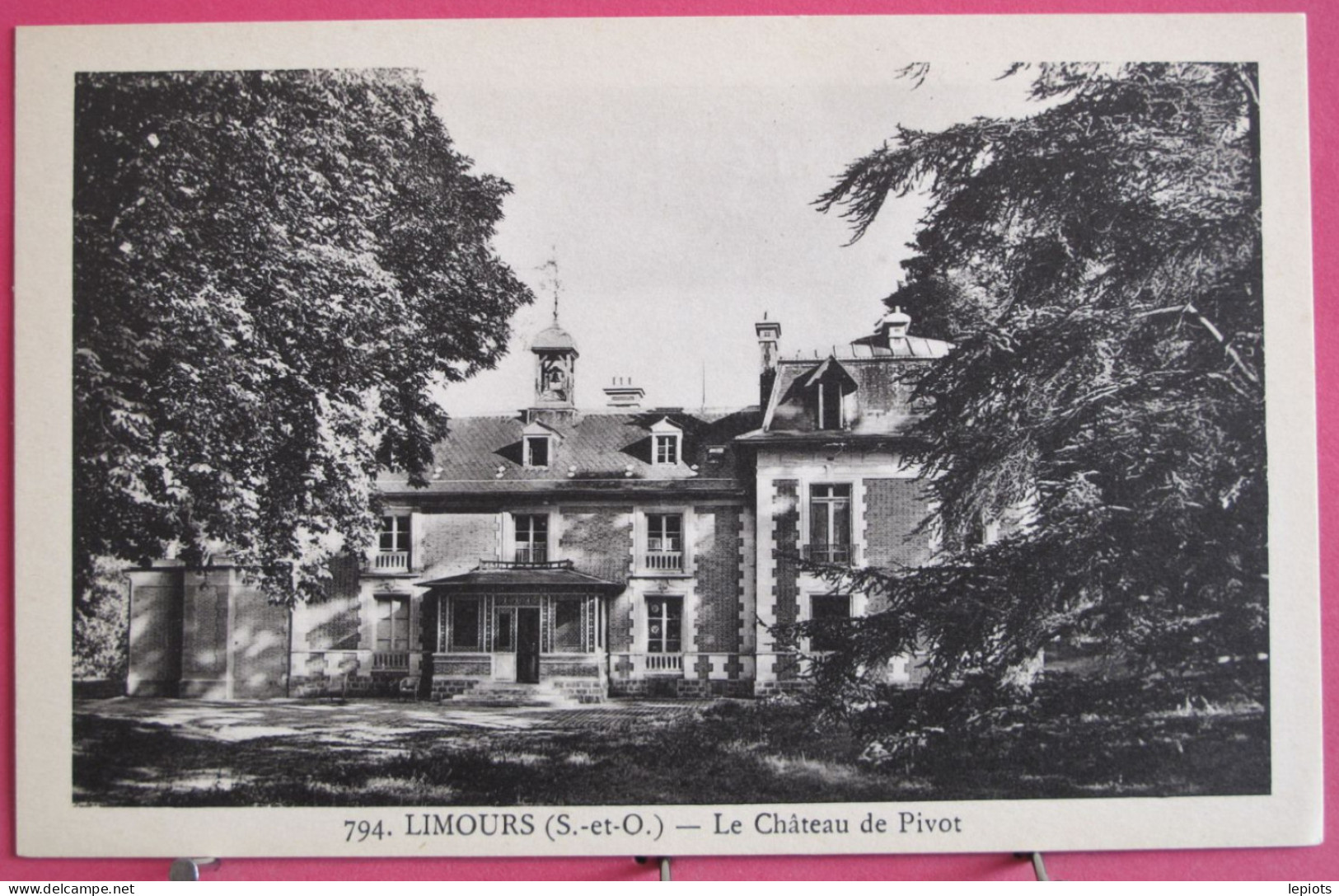 91 - Limours - Le Château De Pivot - Très Bon état - Limours