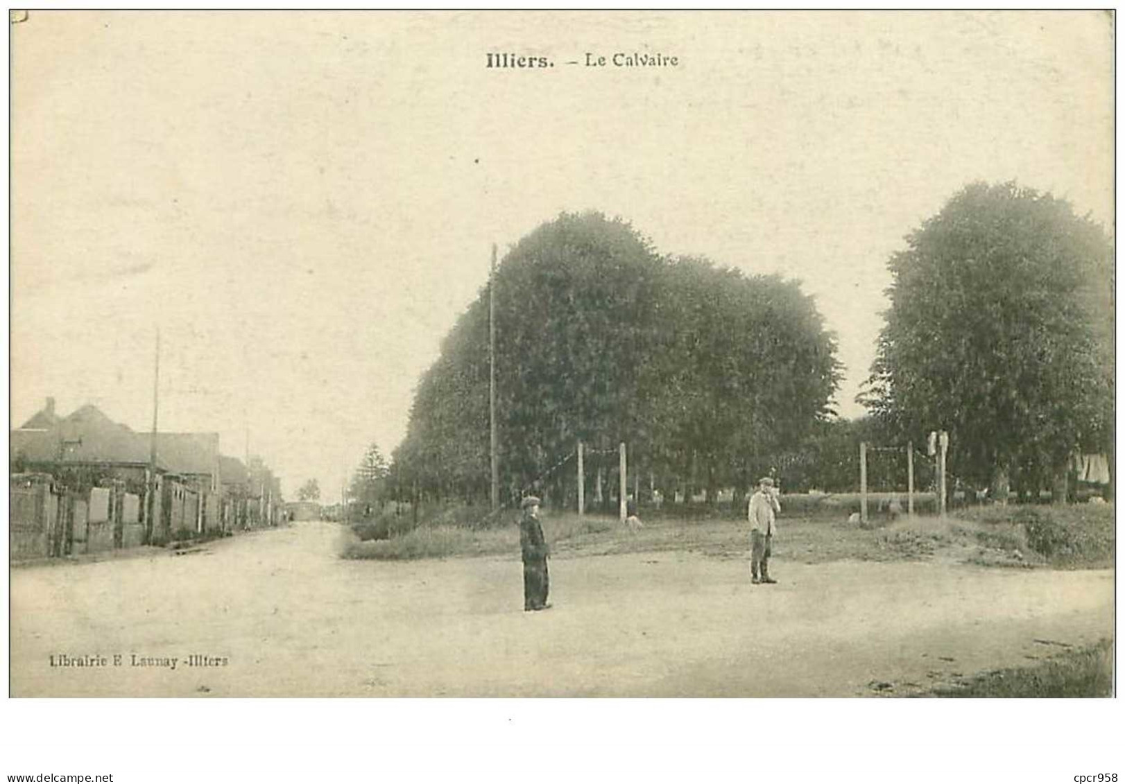 28.ILLIERS.n°21634.LE CALVAIRE - Illiers-Combray