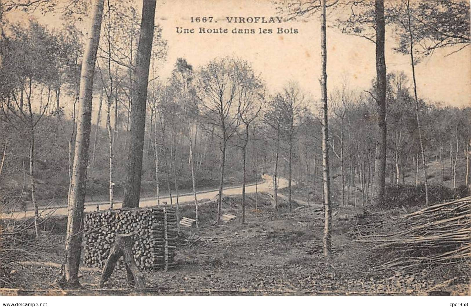 78 - VIROFLAY - SAN24864 - Une Route Dans Les Bois - Viroflay