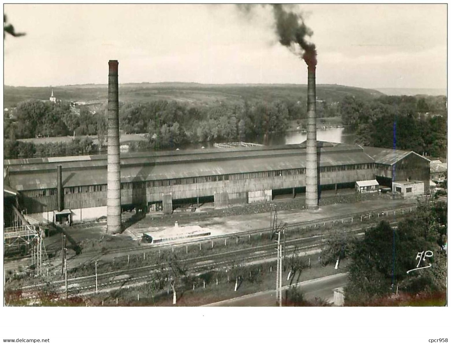 78.BONNIERES.n°12814.USINE PIRET.CPSM - Bonnieres Sur Seine