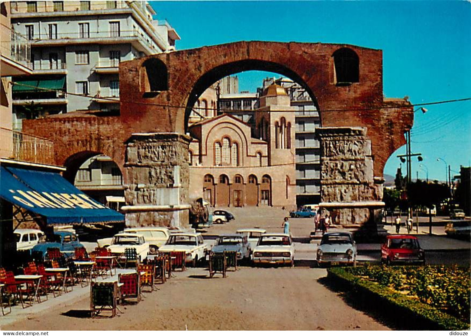 Automobiles - Grèce - Thessaloniki - Arc De Galerius - Eglise Ste Marie - CPM - Carte Neuve - Voir Scans Recto-Verso - Turismo