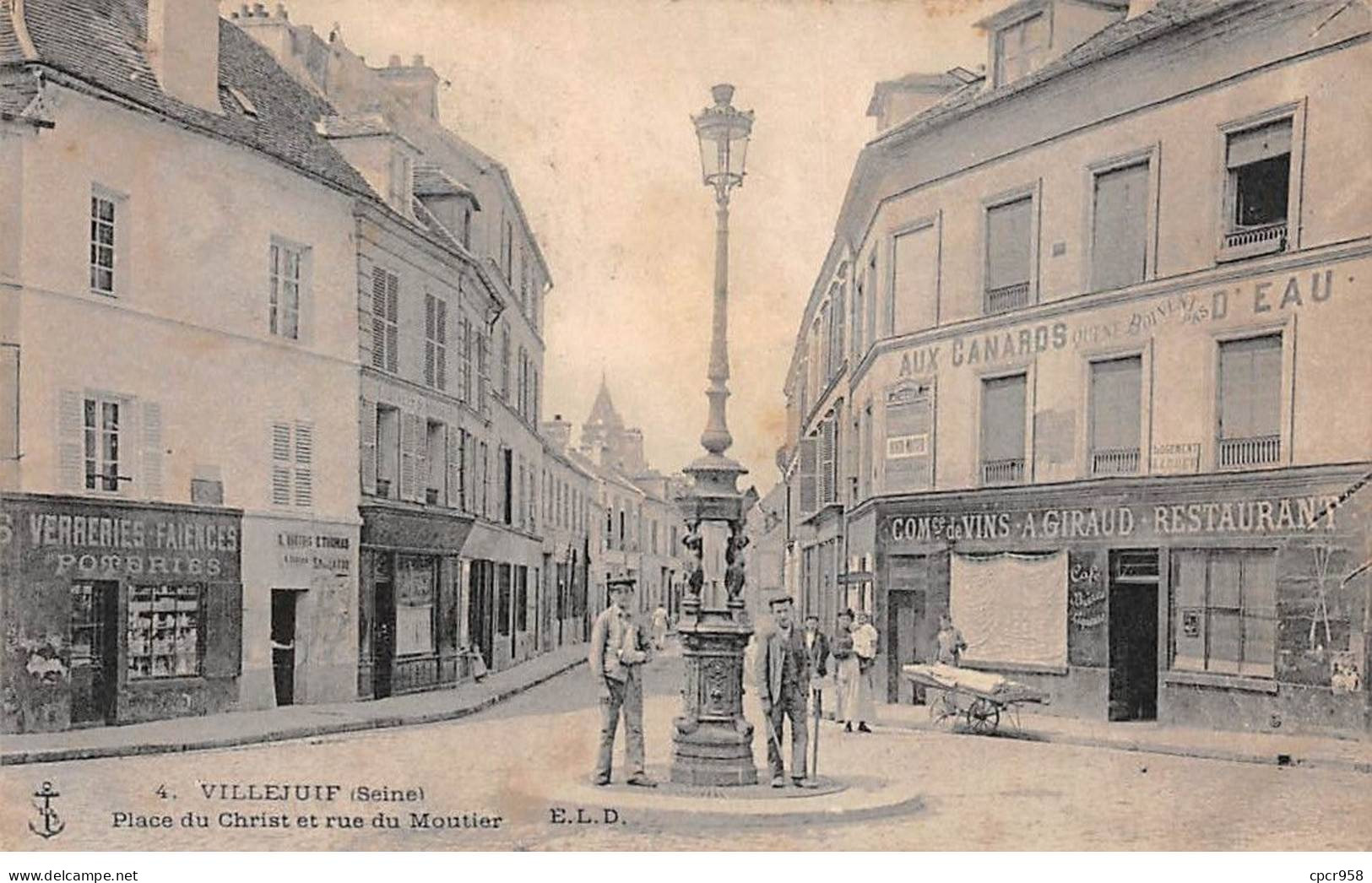 94  - VILLEJUIF - SAN66410 - Place Du Christ Et Rue Du Moutier - Villejuif