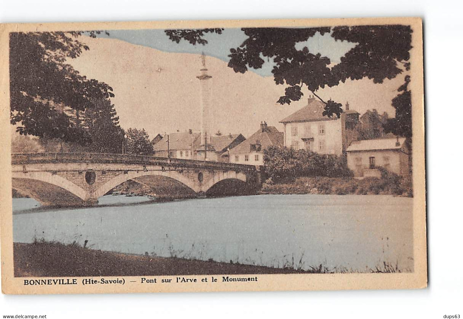 BONNEVILLE - Pont Sur L'Arve Et Le Monument - état - Bonneville