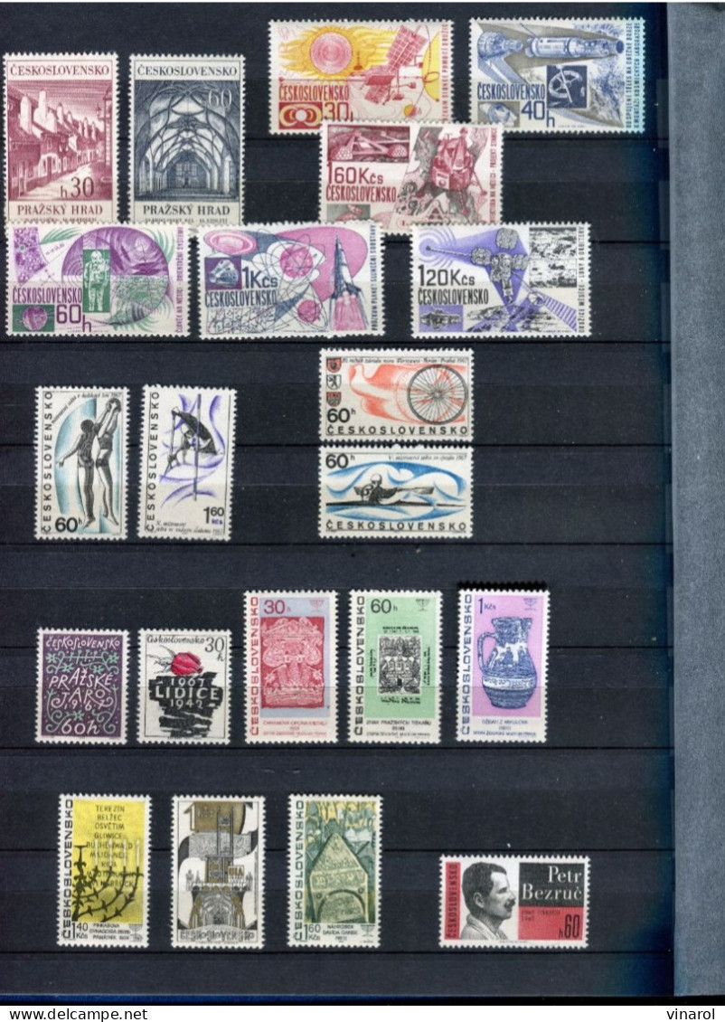 année 1966 - 1971  timbres **