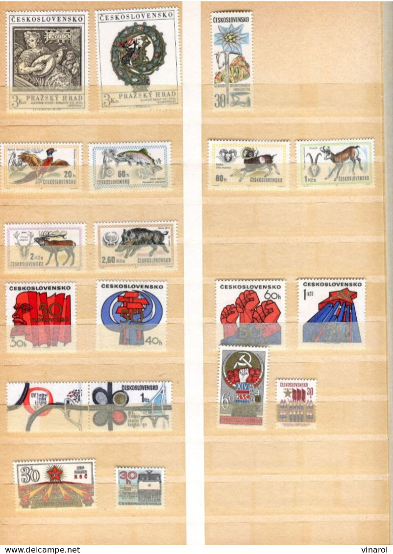 année 1966 - 1971  timbres **