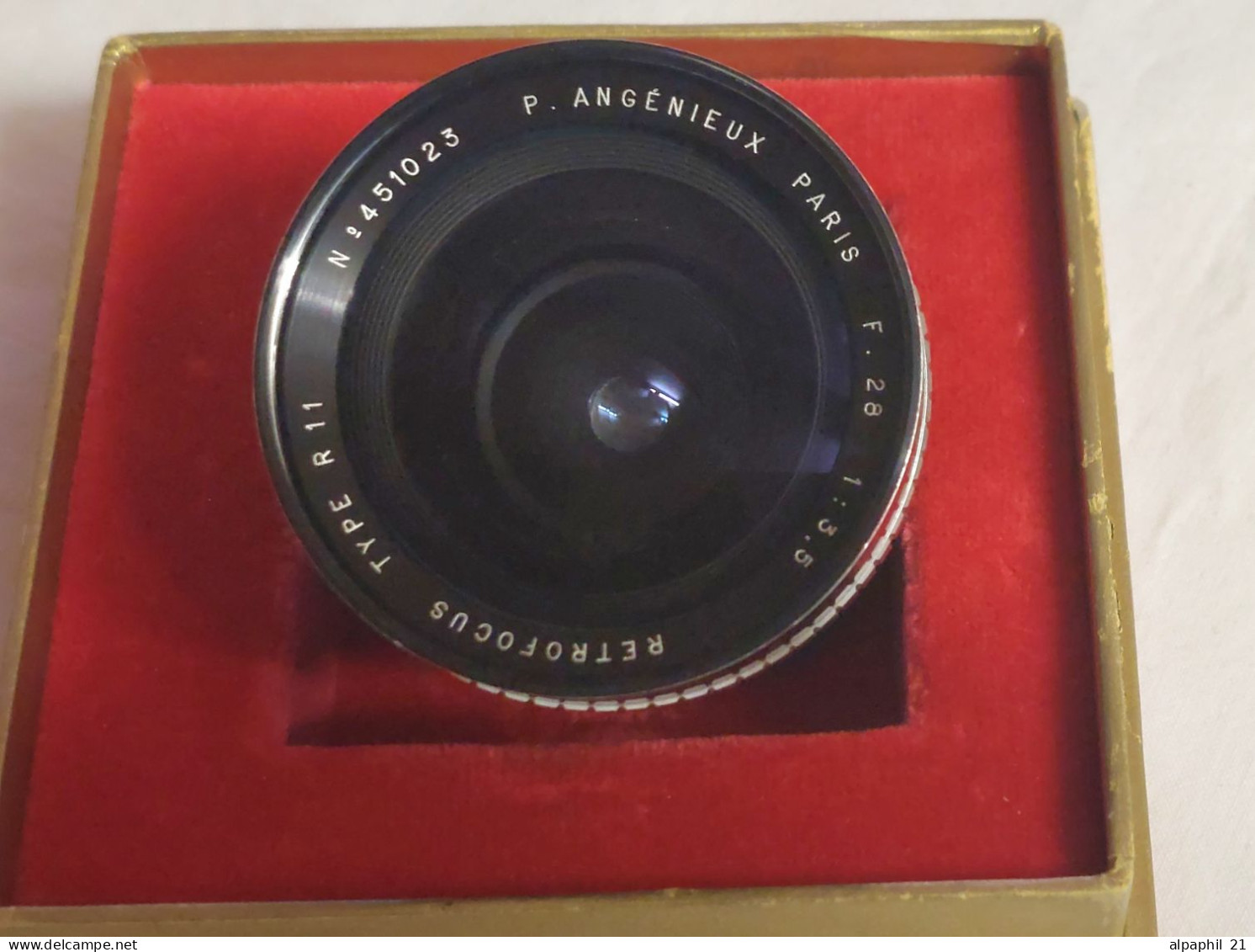 Angénieux F. 28 / 3.5 Retrofocus Type R 11 Alpa Mount - Lenses