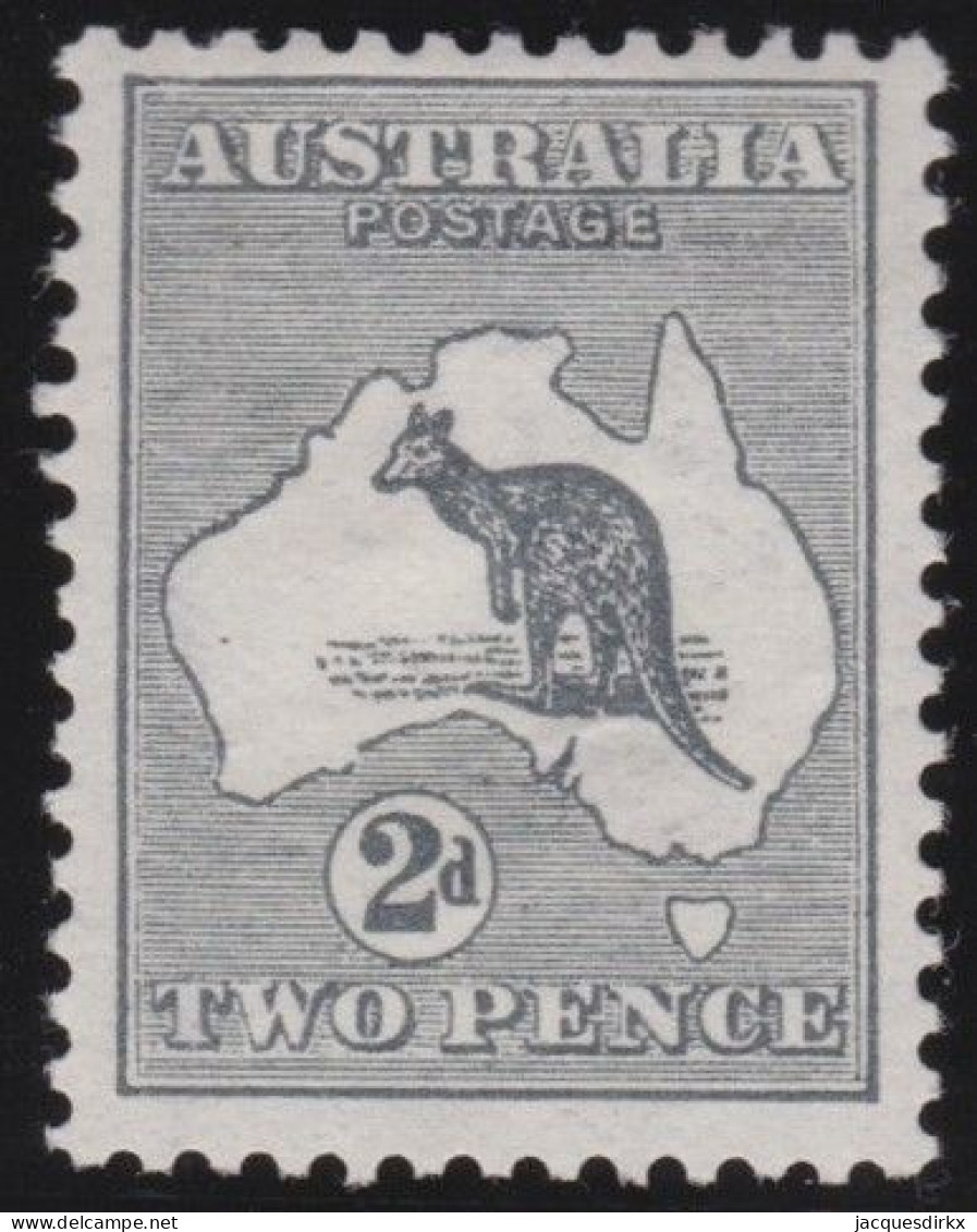 Australia    .   SG    .   3 (2 Scans)    .    1913/14         .   *      .     Mint-hinged - Nuevos