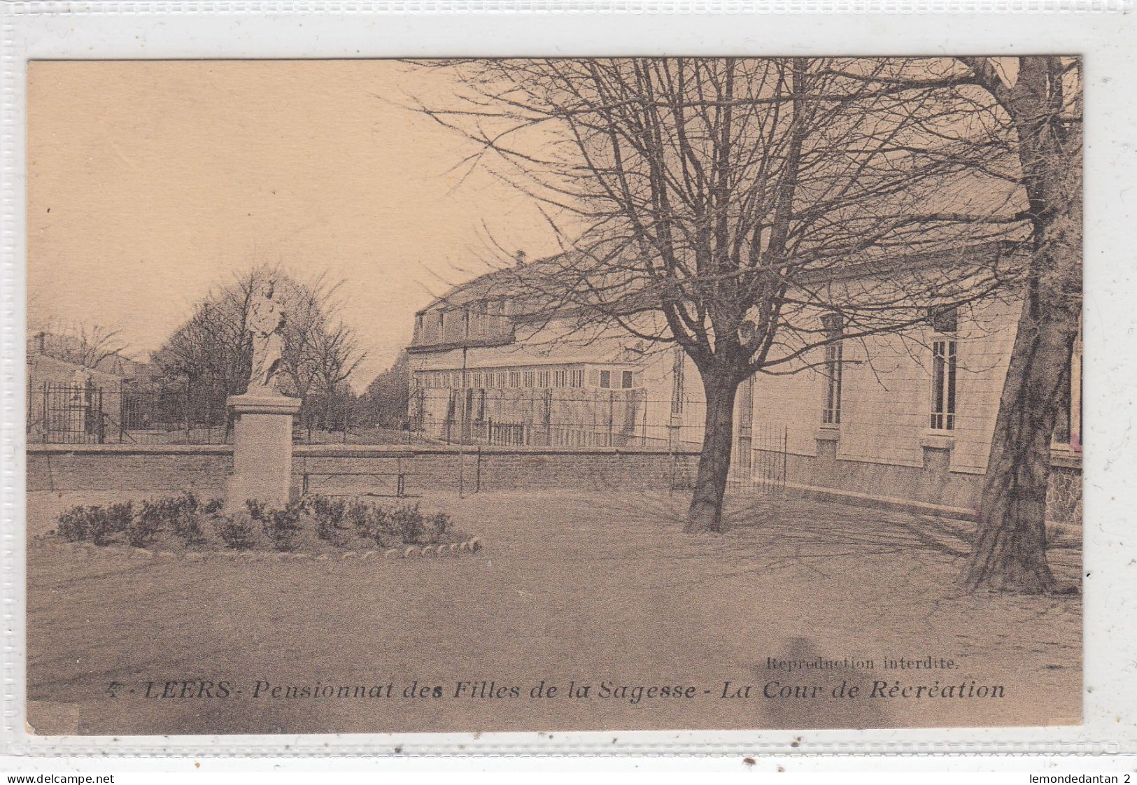 Leers. Pensionnat Des Filles De La Sagesse - Le Cour De Récréation. * - Estaimpuis