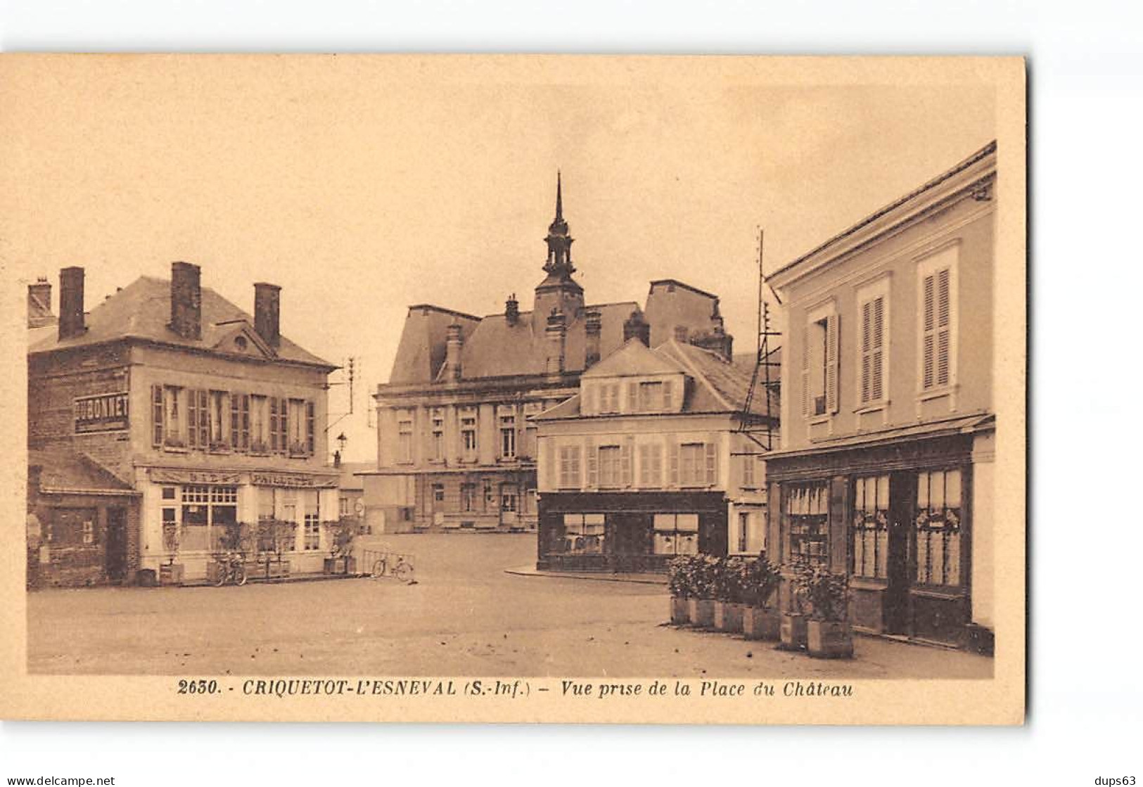 CRIQUETOT L'ESNEVAL - Vue Prise De La Place Du Château - Très Bon état - Criquetot L'Esneval