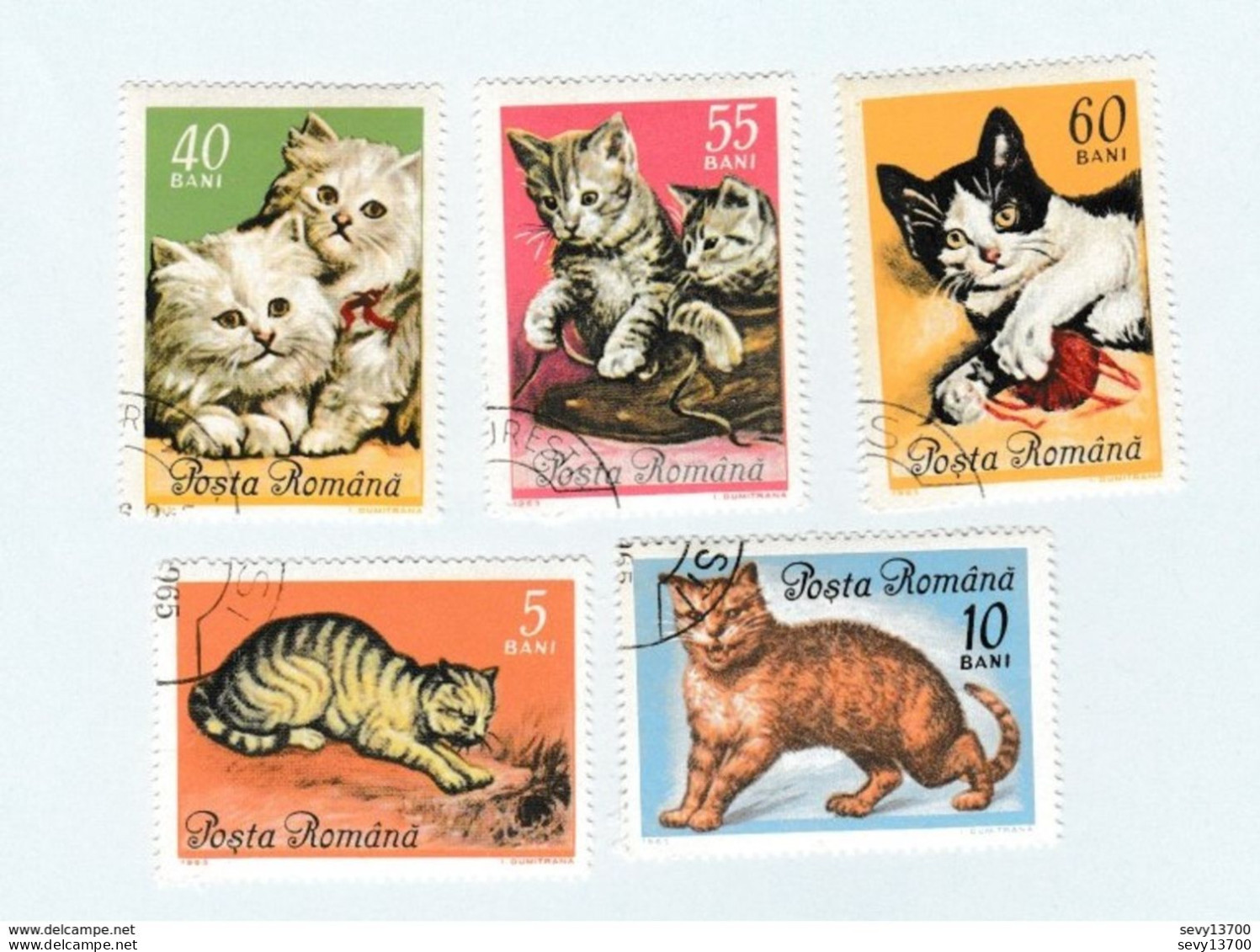 Roumanie Lot De 29 Timbres Les Volatiles De La Ferme - Canard, Poule, Dindon, Poussin, Coq, Chevaux, Chats Et Chiens - Gebraucht