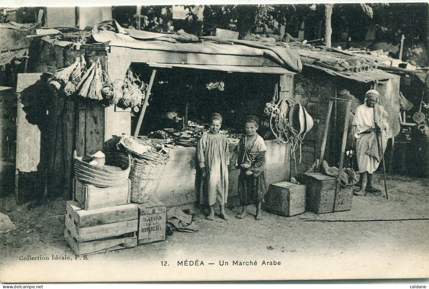 - AFRIQUE- ALGERIE- MEDEA - Un Marché Arabe - Märkte