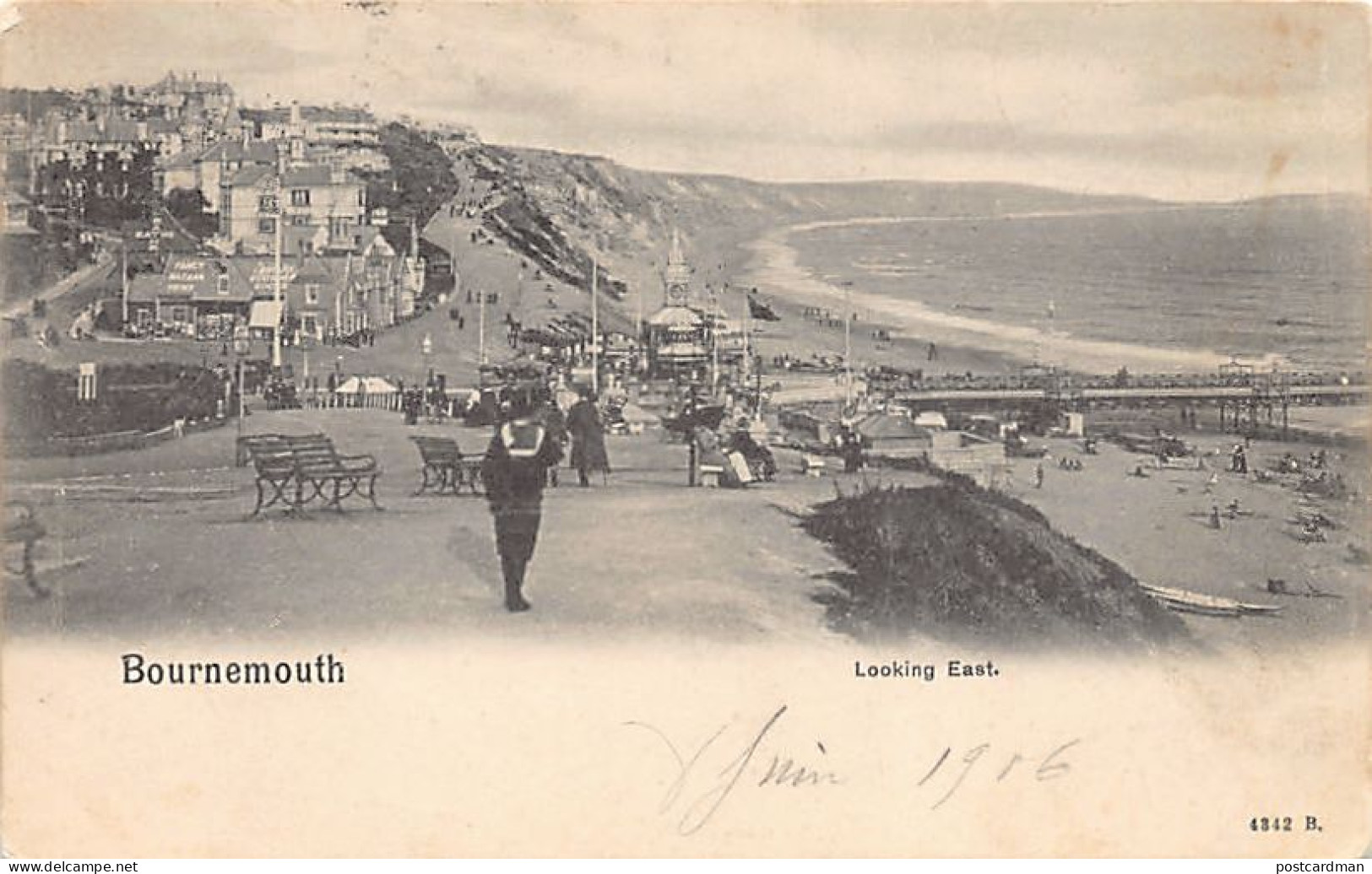 England - Hants - BOURNEMOUTH Looking East - Bournemouth (until 1972)