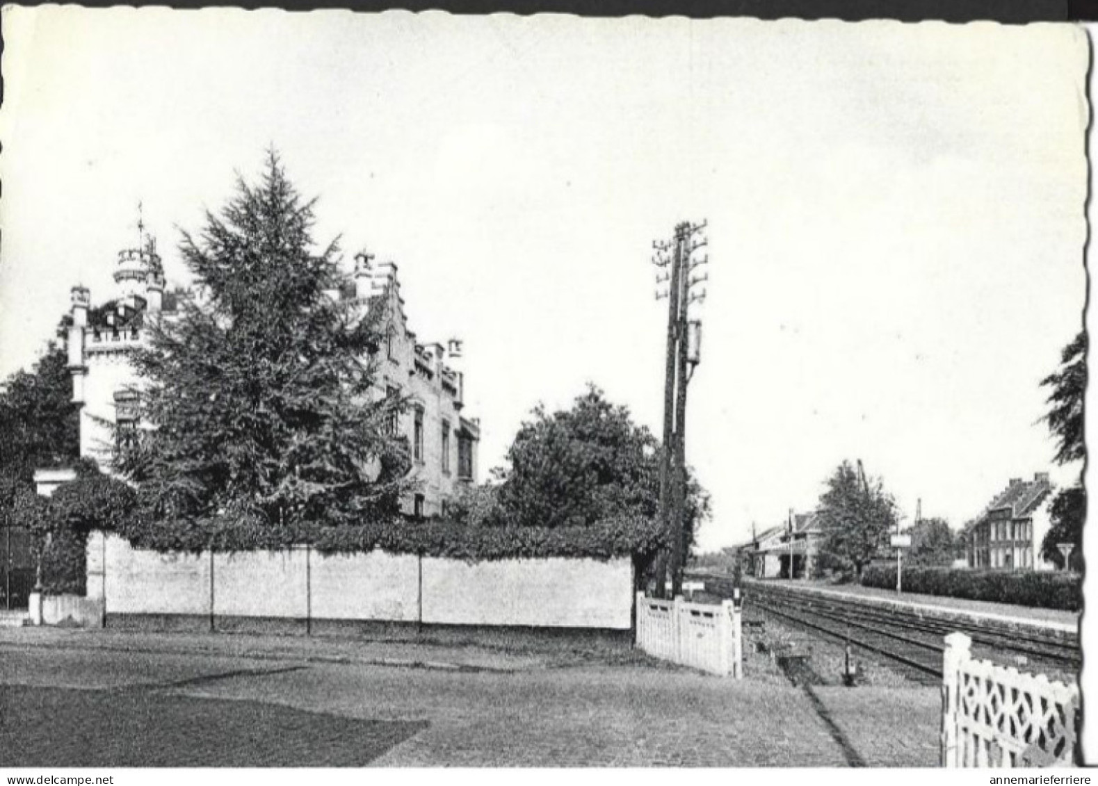 BASECLES CHATEAU BATTAILLE ET LA GARE - Beloeil