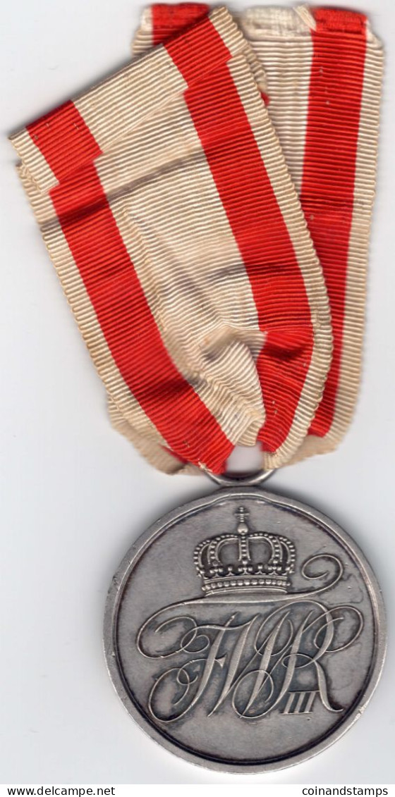 Preußen Medaille Verdienst Um Den Staat, 2. Klasse, An Orig. Bandabschnitt, Kl. Kratzer, II - Avant 1871