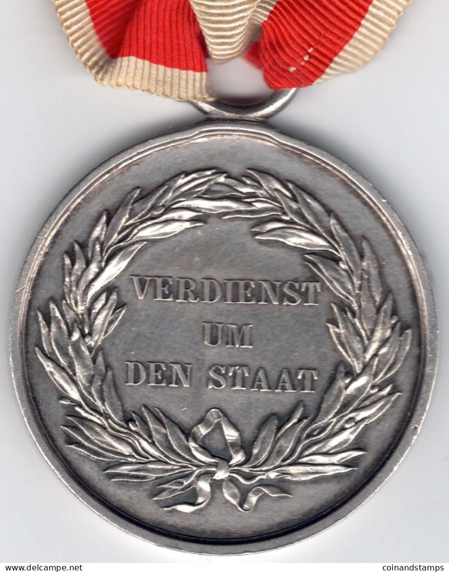 Preußen Medaille Verdienst Um Den Staat, 2. Klasse, An Orig. Bandabschnitt, Kl. Kratzer, II - Vor 1871