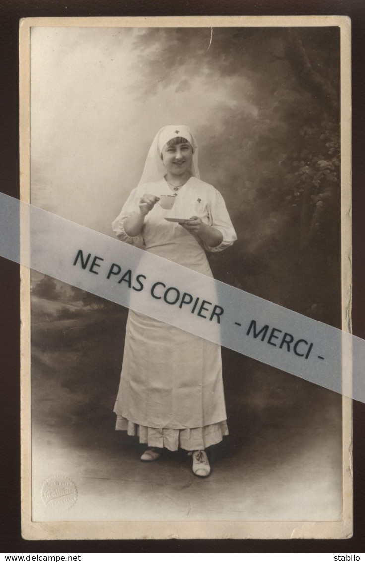 CROIX-ROUGE - SANTE - INFIRMIERE - PHOTOGRAPHIE G. OUVIERE, MARSEILLE - CARTE PHOTO ORIGINALE - Rotes Kreuz