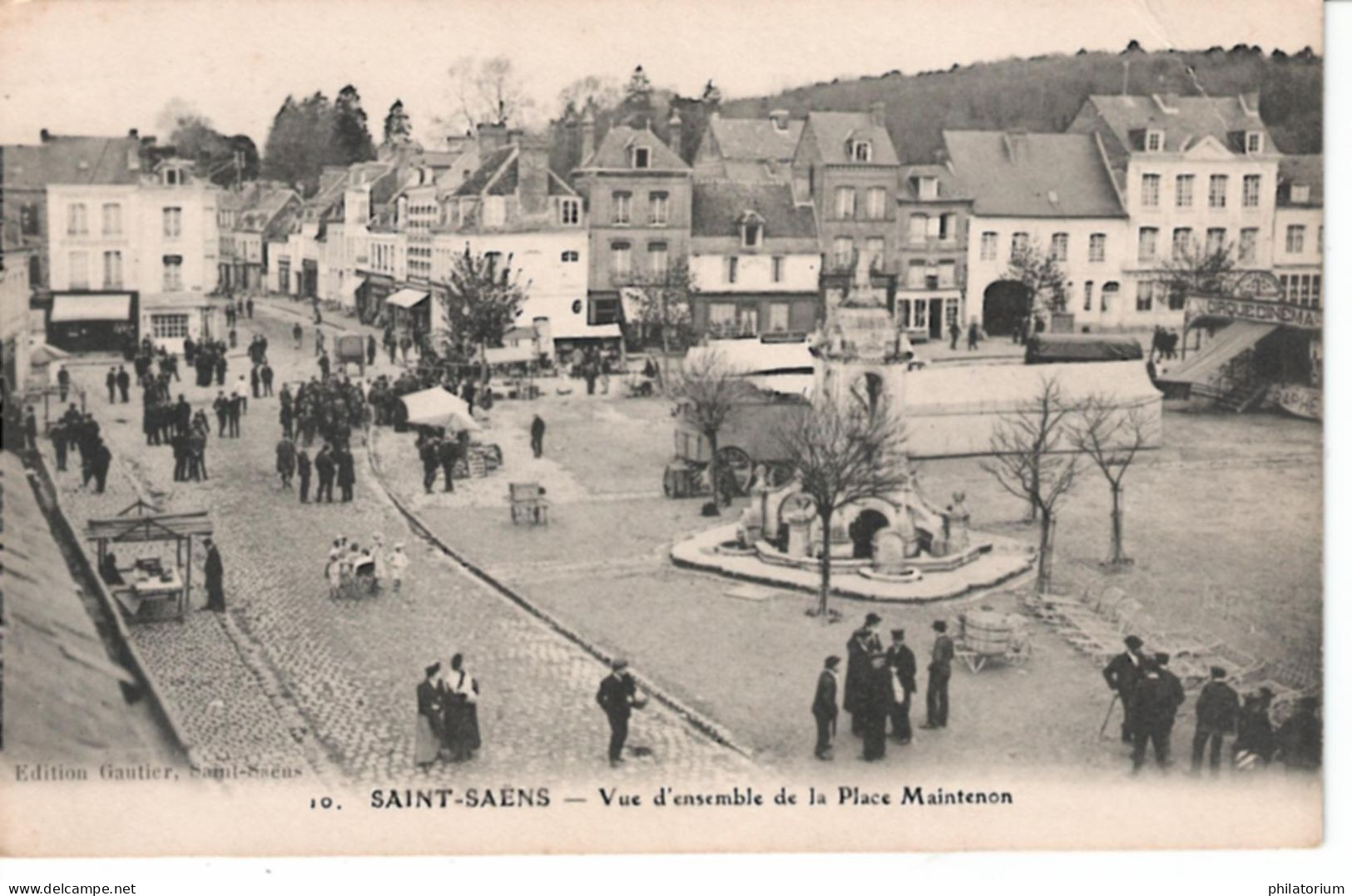 76  SAINT SAËNS  Vue D' Ensemble De La Place Maintenon - Saint Saens