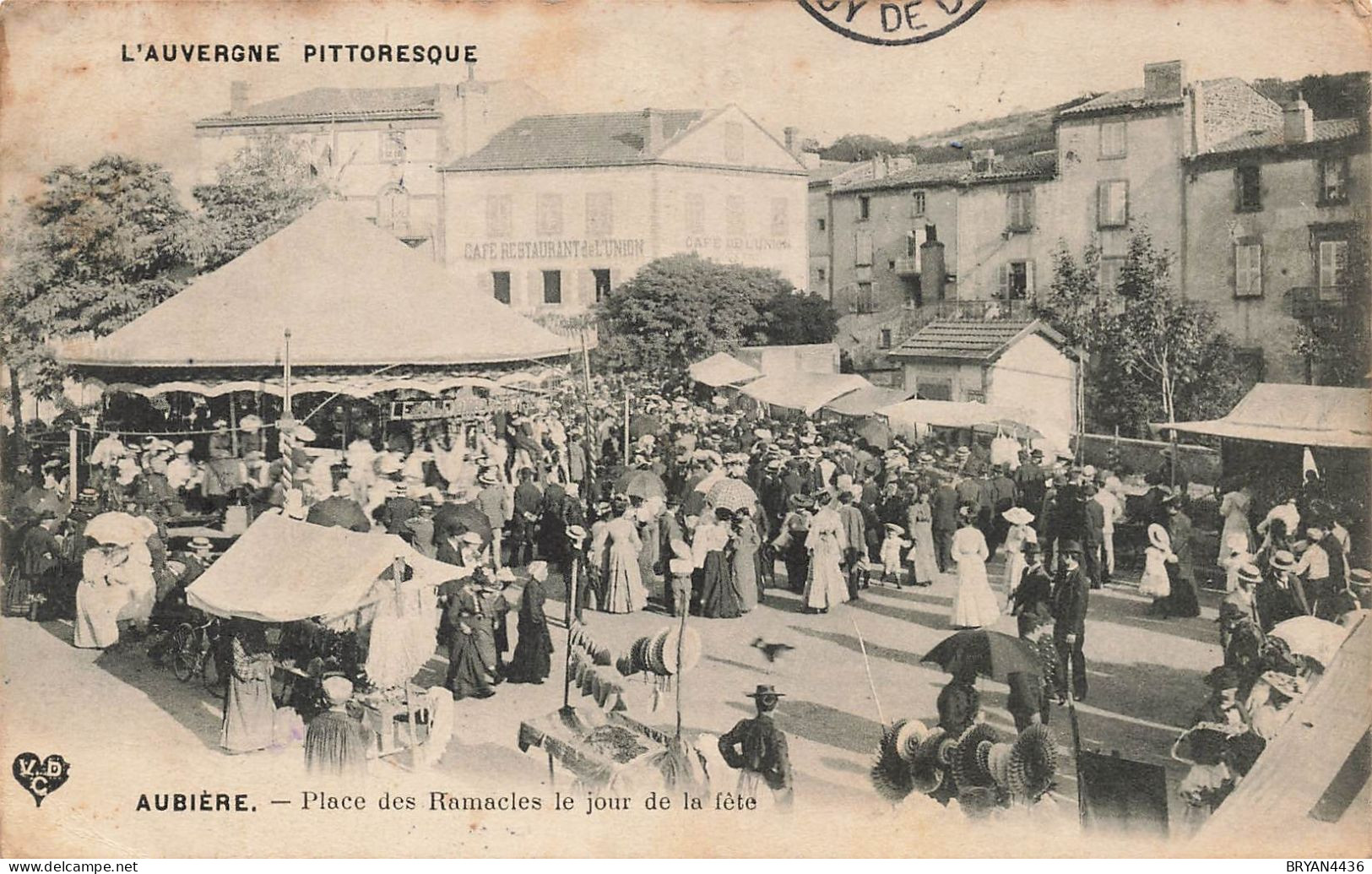 63 - AUBIERE - MANEGE - PLACE Des RAMACLES Le Jour De La FÊTE - Aubiere