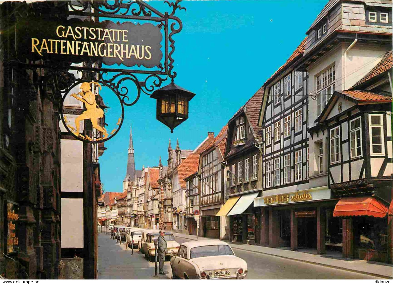 Automobiles - Hameln An Der Weser - OsterstraBe Und Marktkirche - CPM - Voir Scans Recto-Verso - Turismo