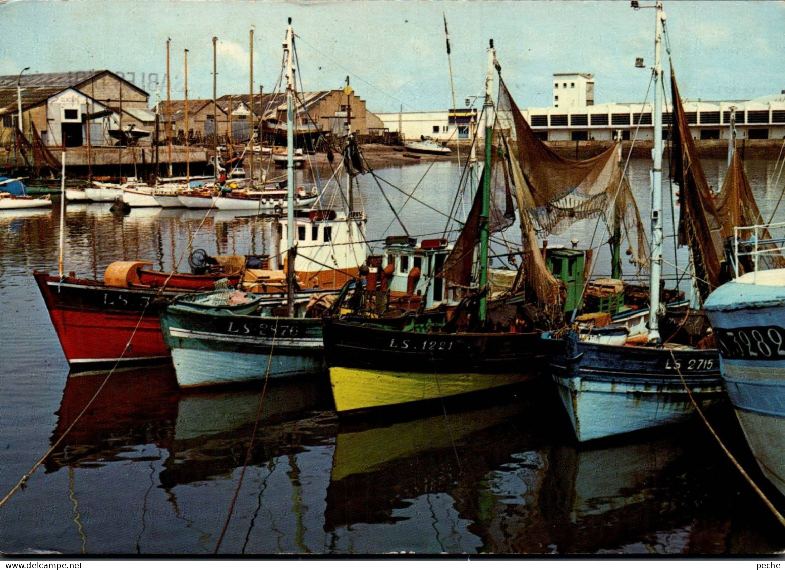 N°124 Z -cpsm Les Sables D'Olonne -bateaux De Pêche- - Fischerei