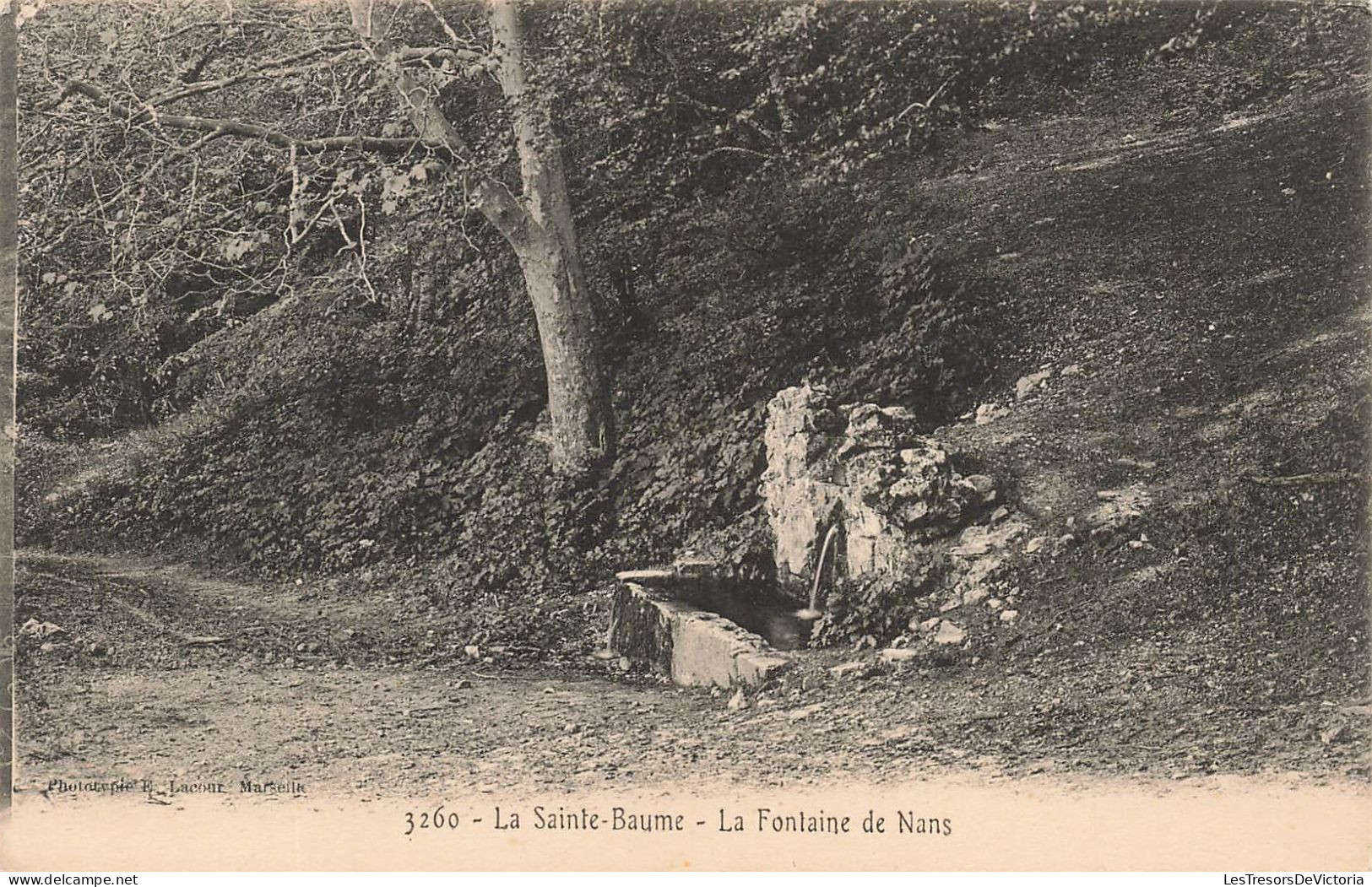 FRANCE - La Sainte Baume - Vue Sur La Fontaine De Nans - Carte Postale Ancienne - Saint-Maximin-la-Sainte-Baume