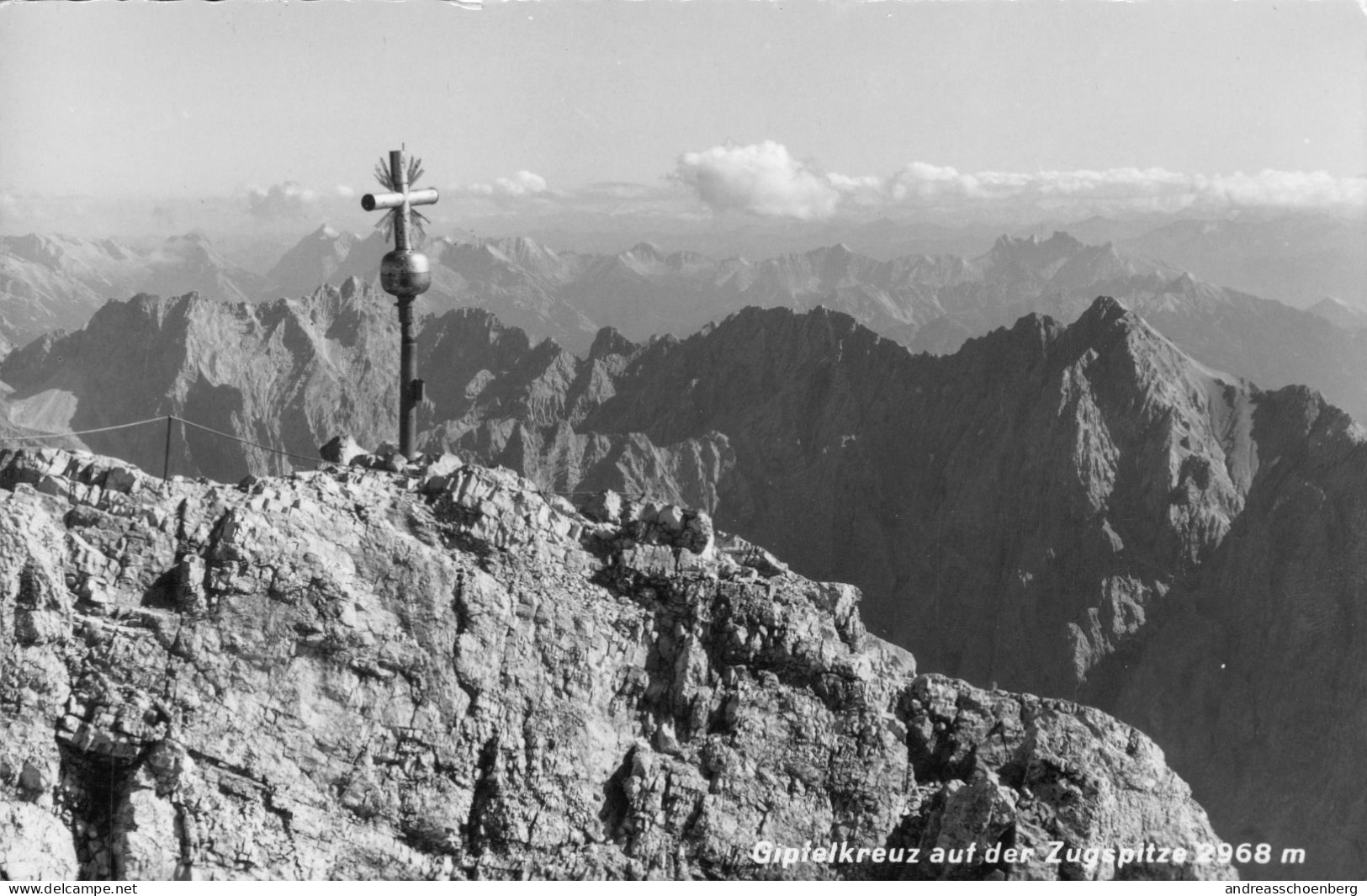 Gipfelkreuz Auf Der Zugspitze - Ehrwald