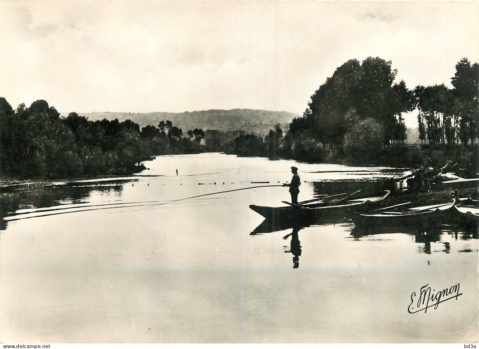 89 - CHAMPIGNY SUR YONNE MULTIVUES - Champigny