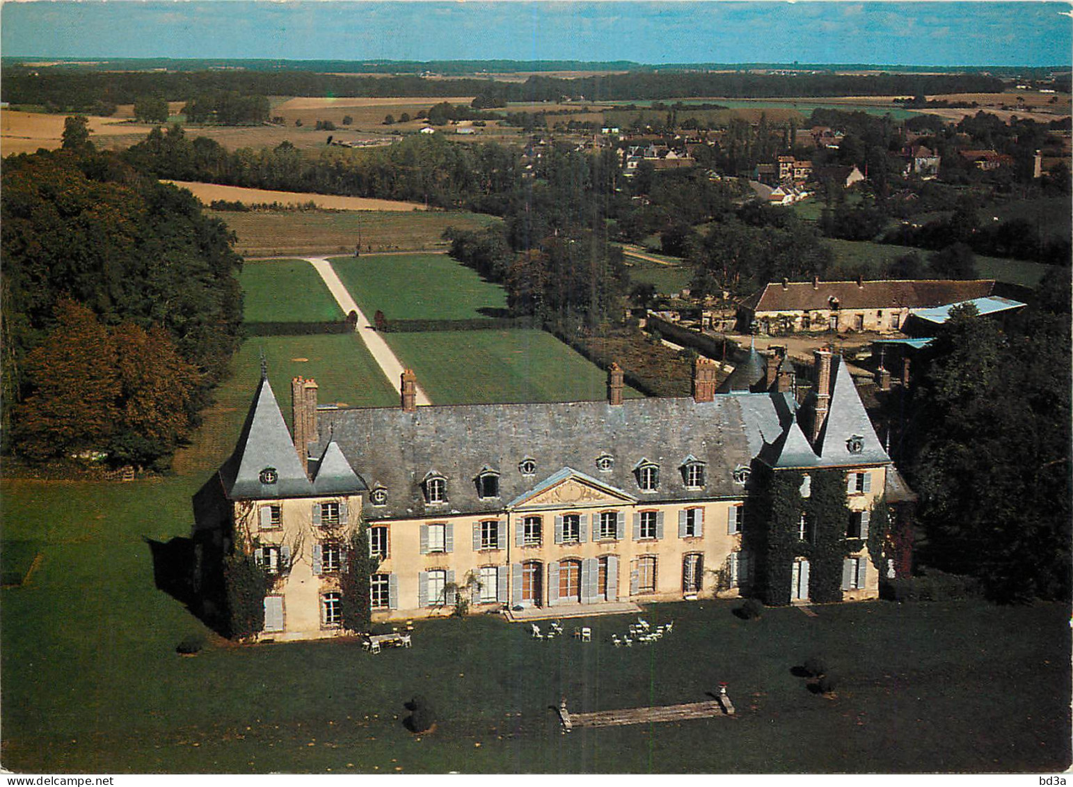 89 - CHARNY LE CHÂTEAU - Champs Sur Yonne