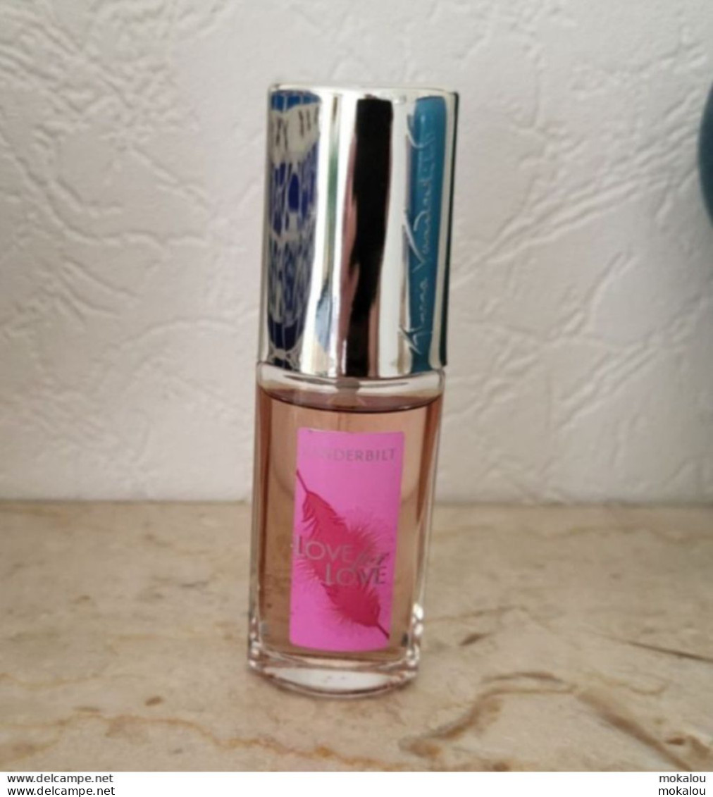 Flacon Vanderbilt Love Is Love EDT Spray 15ml - Miniatures Womens' Fragrances (without Box)