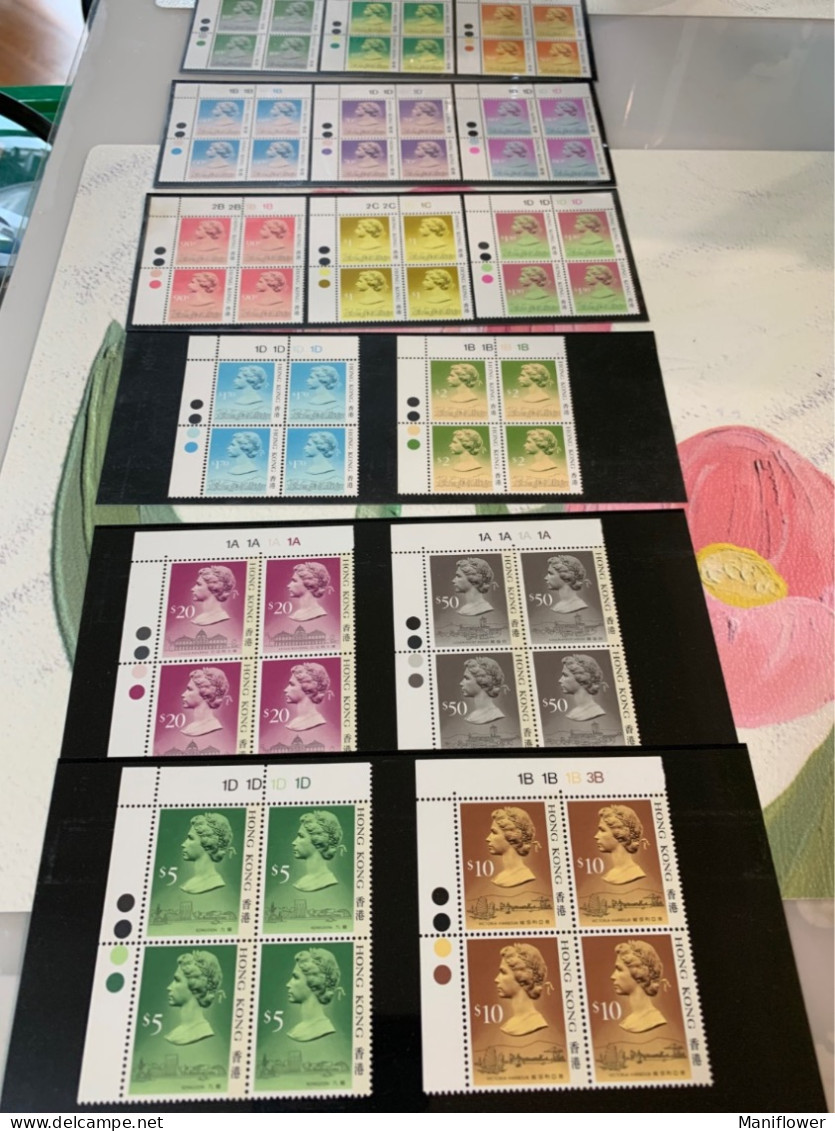 Hong Kong Definitive Set Block With Traffic Light Mouth Bottom With Shape MNH - Ungebraucht