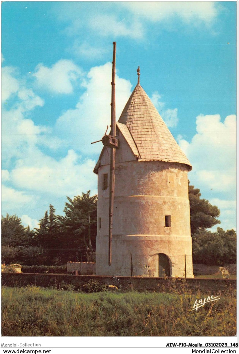 AIWP10-1014 - MOULIN - SUR LA COTE DE LUMIERE - L'ILE D'OLERON - LE MOULIN DE LA BREE  - Mulini A Vento