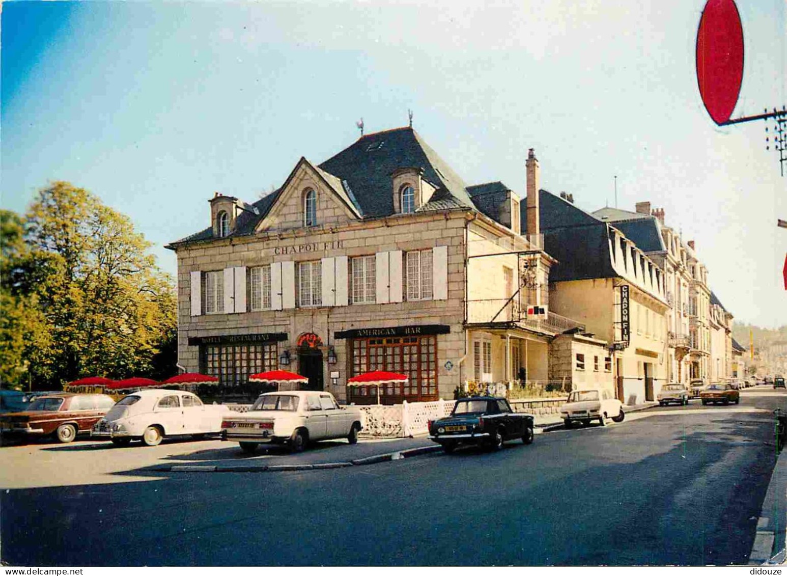 Automobiles - Brive La Gaillarde - Hotellerie Du Chapon Fin - Tabac - CPM - Carte Neuve - Voir Scans Recto-Verso - Turismo