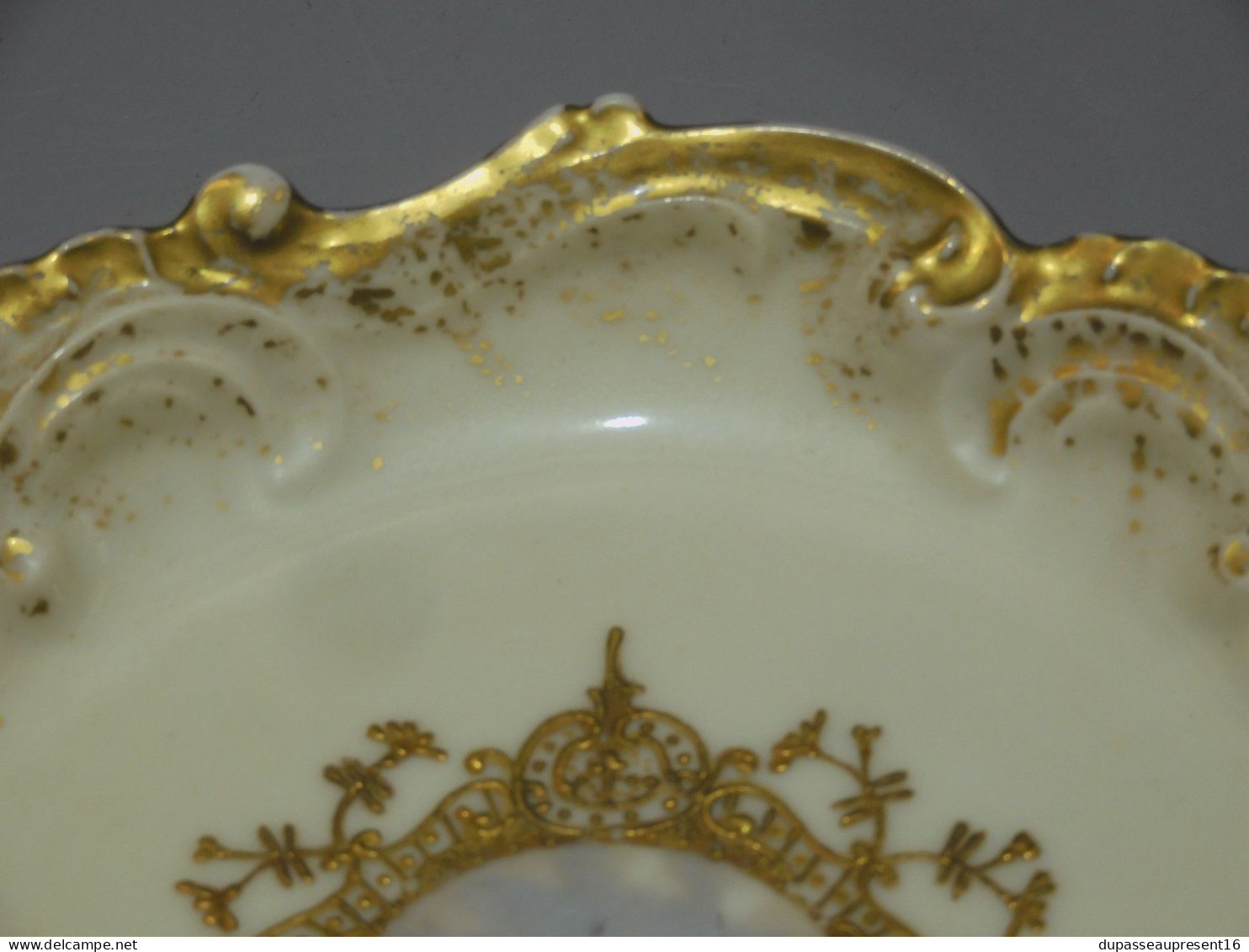 - COUPELLE VIDE POCHE PORCELAINE LIMOGES Décor CREIL & MONTEREAU ANGELOTS  E - Creil Montereau (FRA)