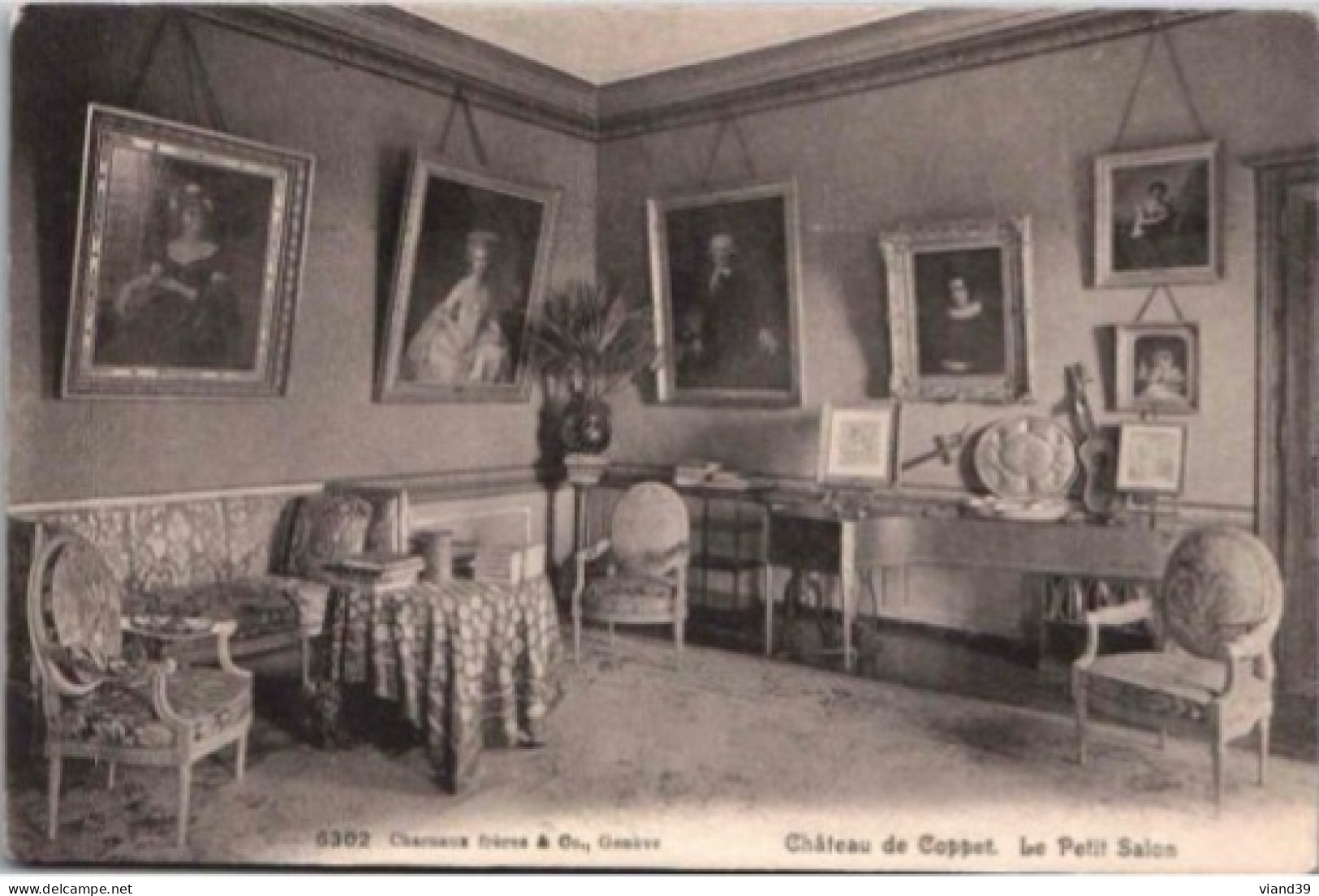 CPA. -   Château De Coppet, Le Petit Salon.     Non écrite. - Coppet