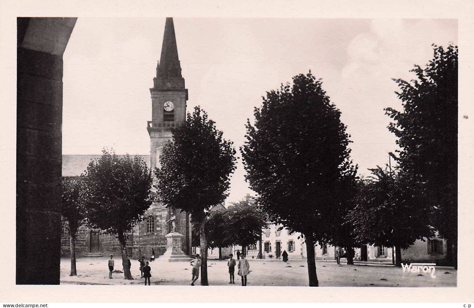 Cleguerec - L'Eglise Et La Place - CPSM °J - Cleguerec