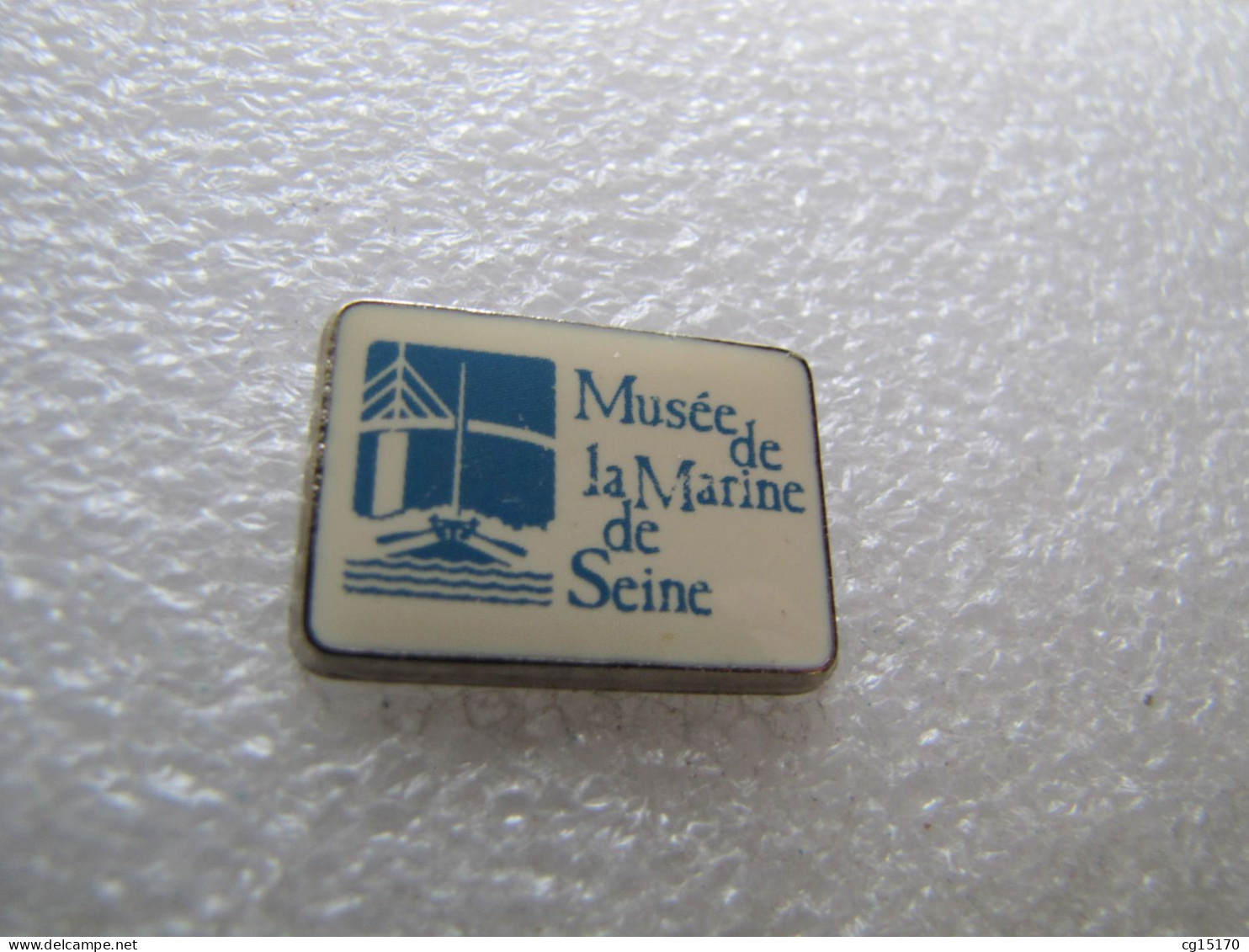 PIN'S   MUSEE DE LA MARINE DE SEINE  BATEAU - Bateaux