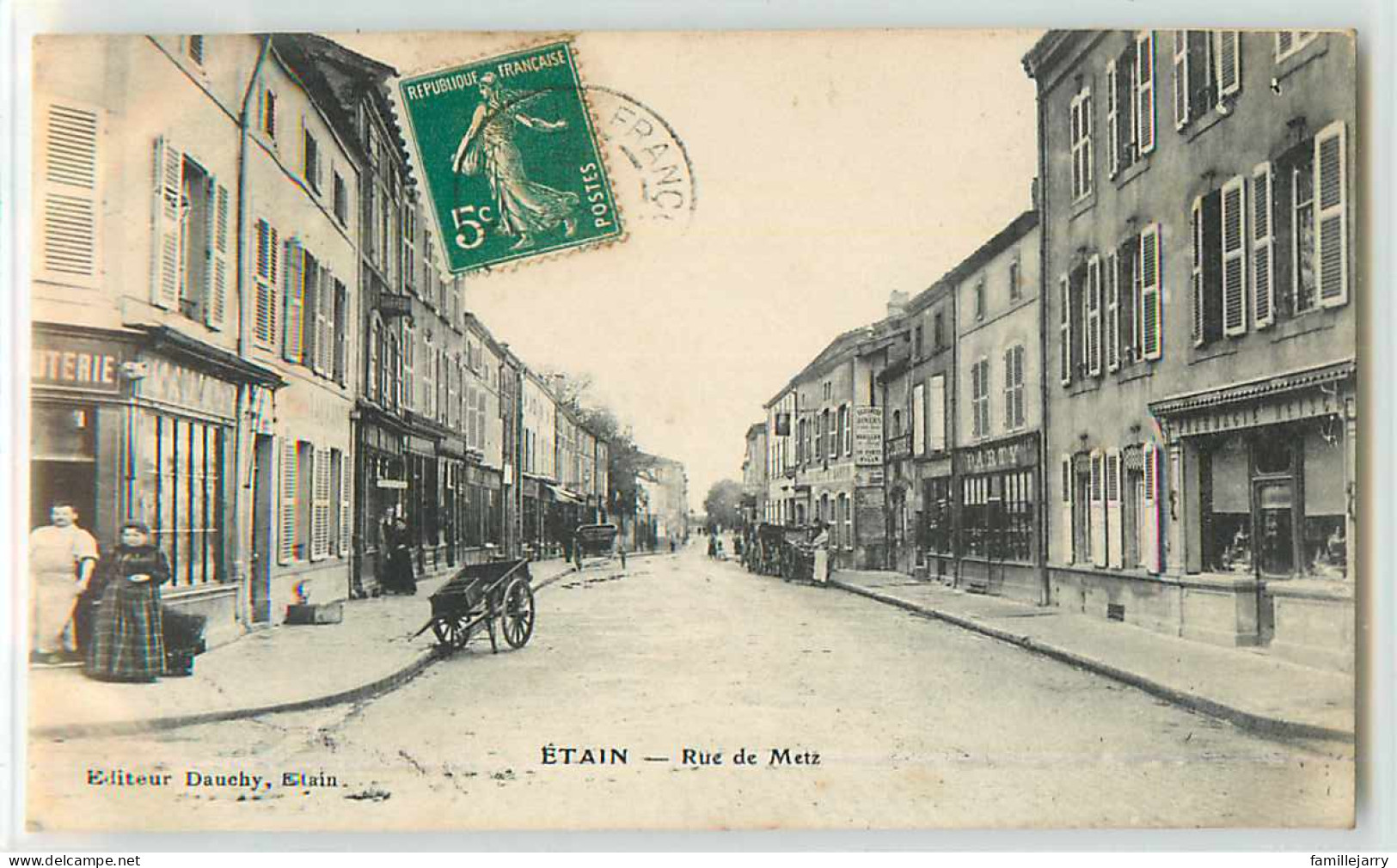 21703 - ETAIN - RUE DE METZ - Etain